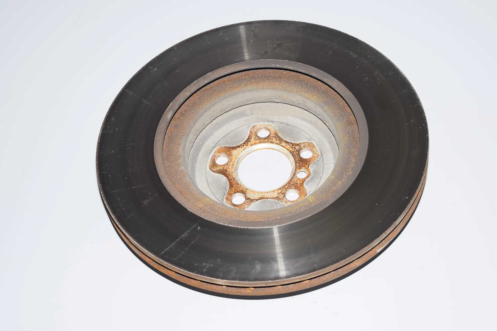 Rear Left Brake Disc · BMW 7 (G11, G12) BMW 7 (G11, G12) M 760 Li xDrive 2018 – 6