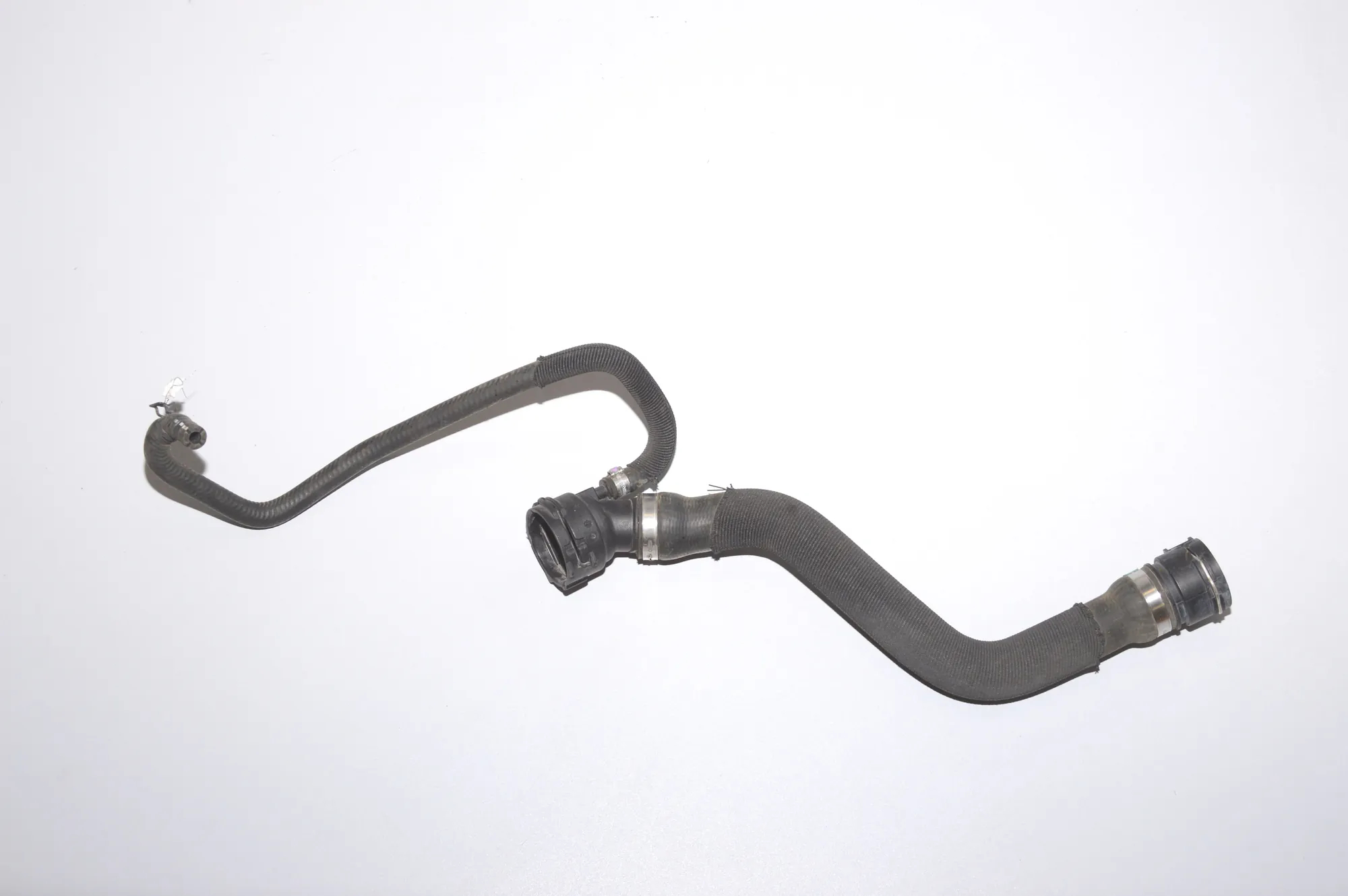 Coolant Hose Pipe – OEM 8611672 · BMW i3 (I01) Hybrid 2016