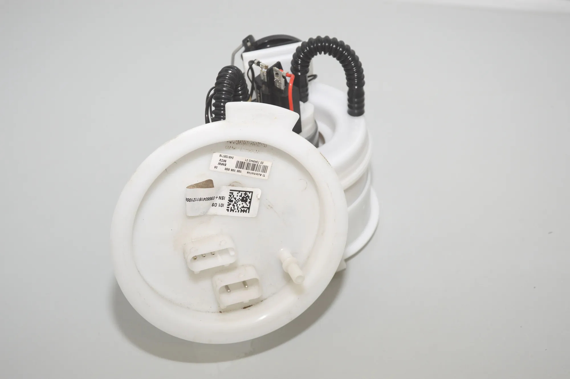 Fuel Tank Pump – OEM 7349443 · BMW i3 (I01) Hybrid 2016 – 2