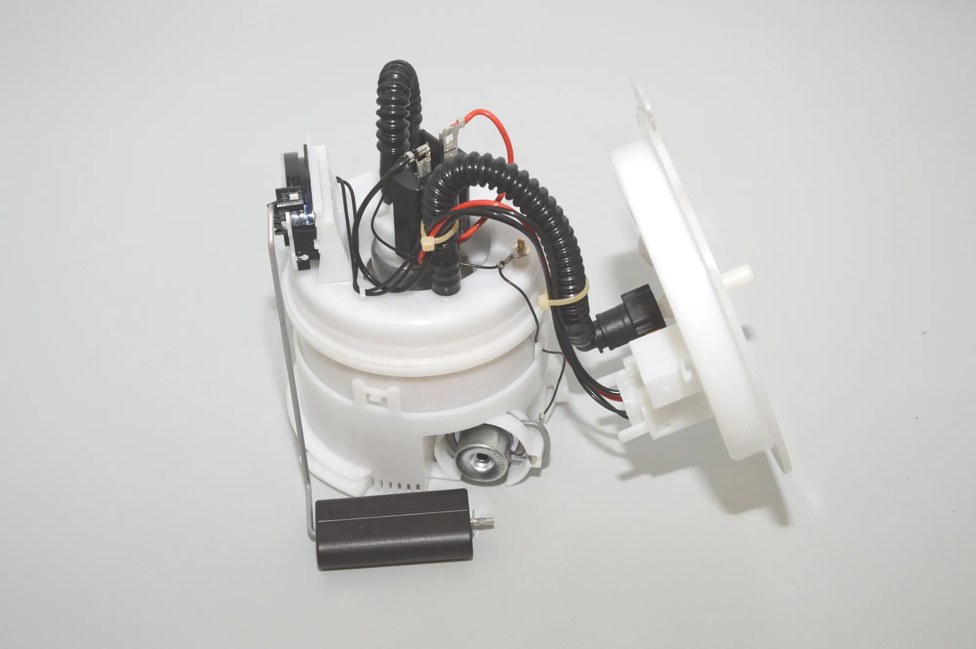 Fuel Tank Pump – OEM 7349443 · BMW i3 (I01) Hybrid 2016