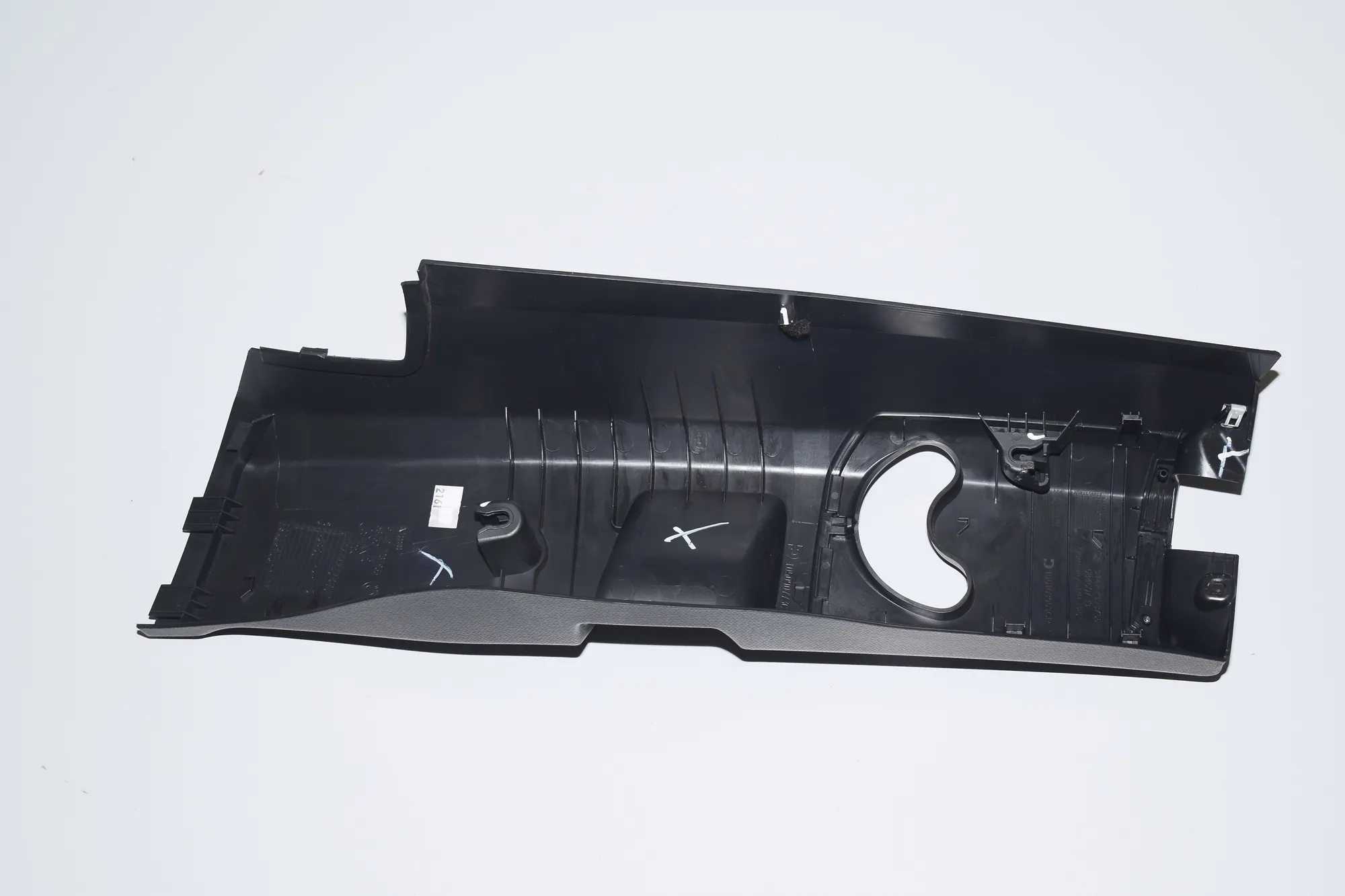 B Pillar Trim – OEM 7303706 · BMW i3 (I01) Hybrid 2014 – 2