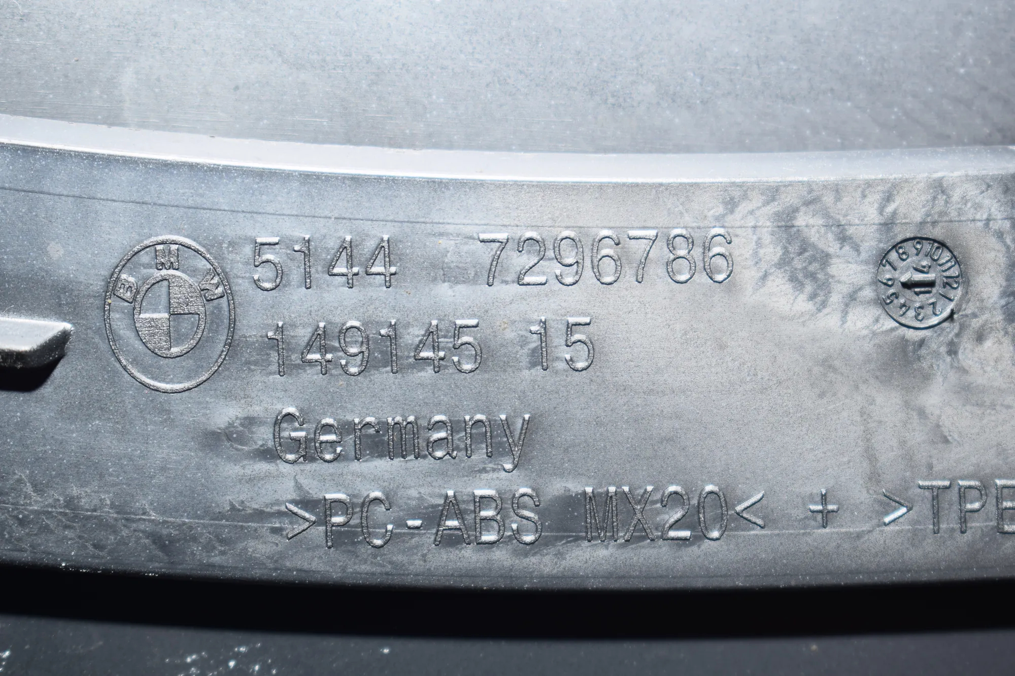 Other Body Parts – OEM 7296786 · BMW i3 (I01) Hybrid 2014 – 4