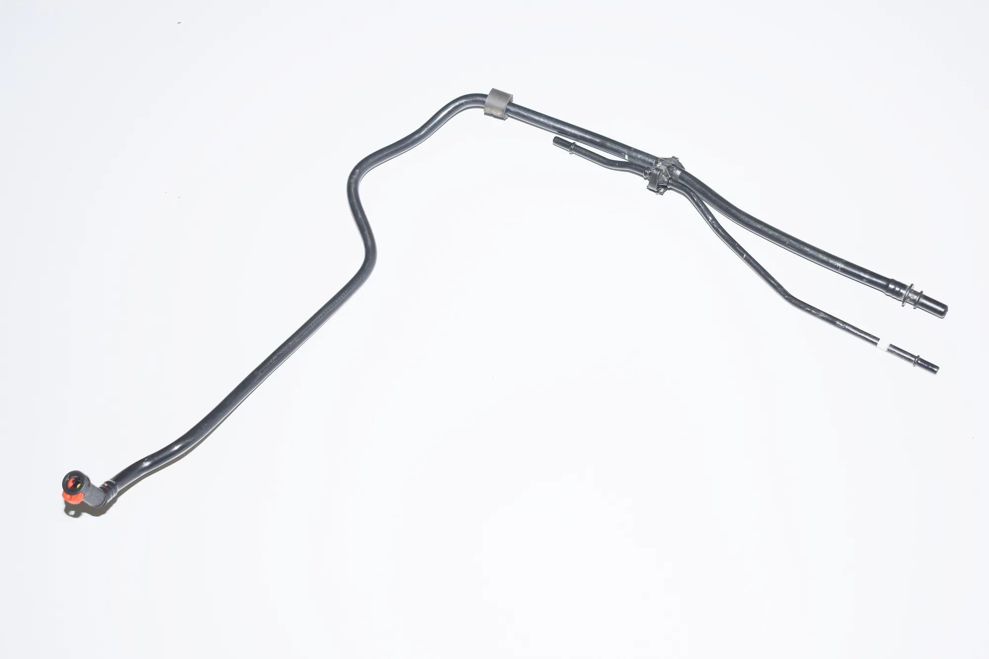 Other tubes – OEM 7623241 · BMW i3 (I01) Hybrid 2014 – 2