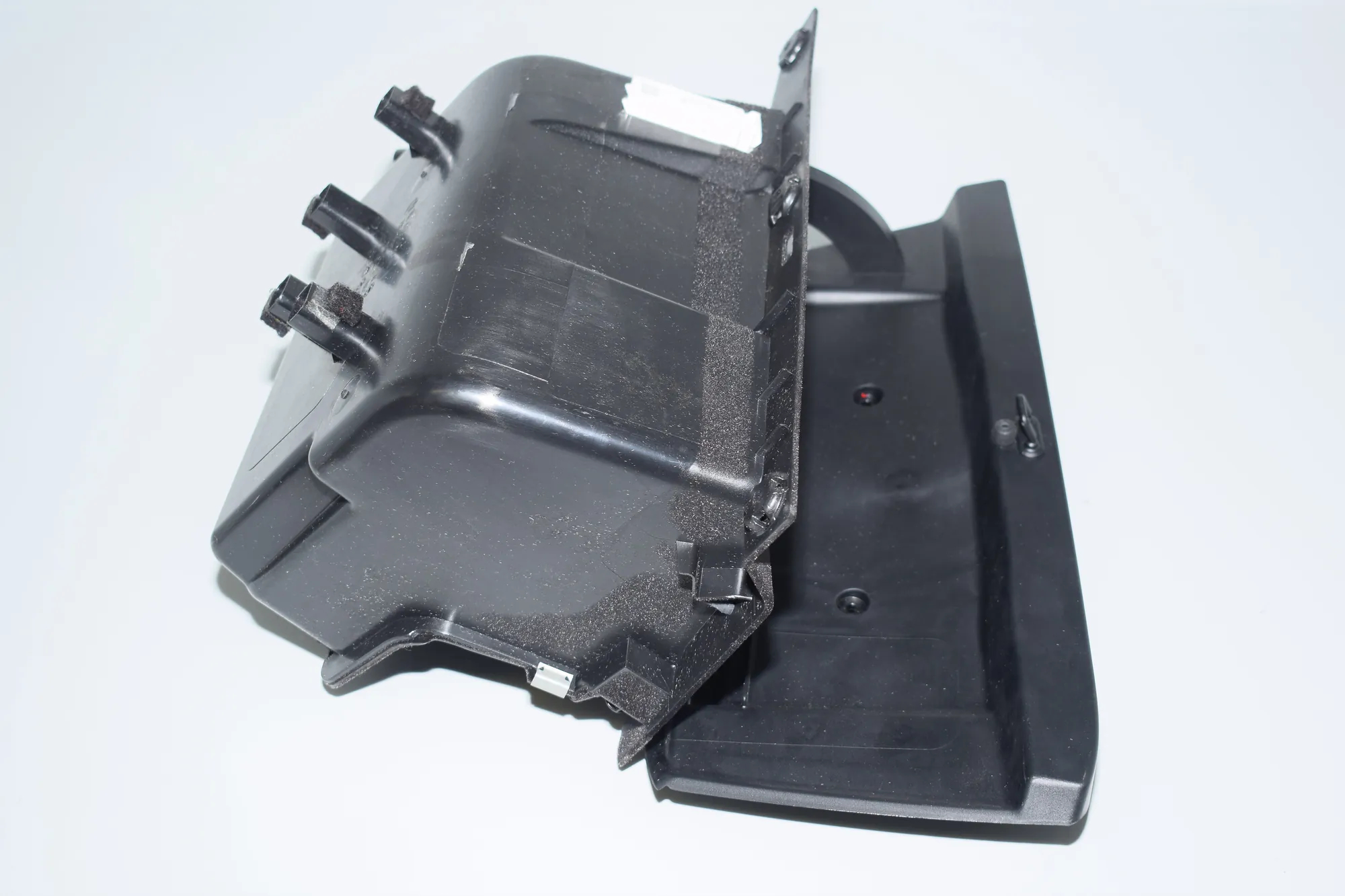 Glove Compartment – OEM 9283019 · BMW i3 (I01) Hybrid 2014