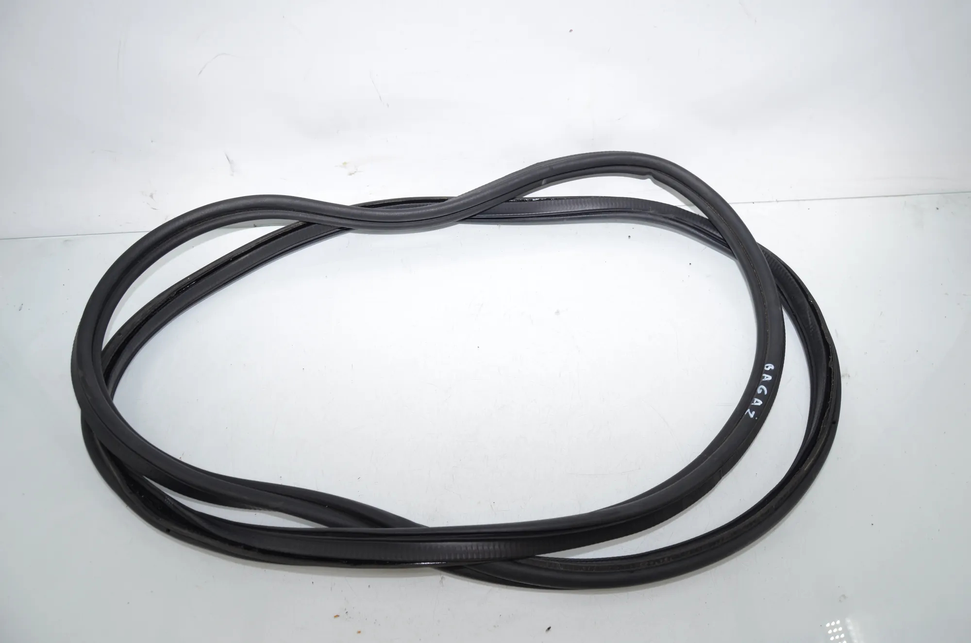 Tailgate Rubber Seal – OEM 7409306 · BMW 4 Gran Coupe (F36) 430 d 2016 – 2