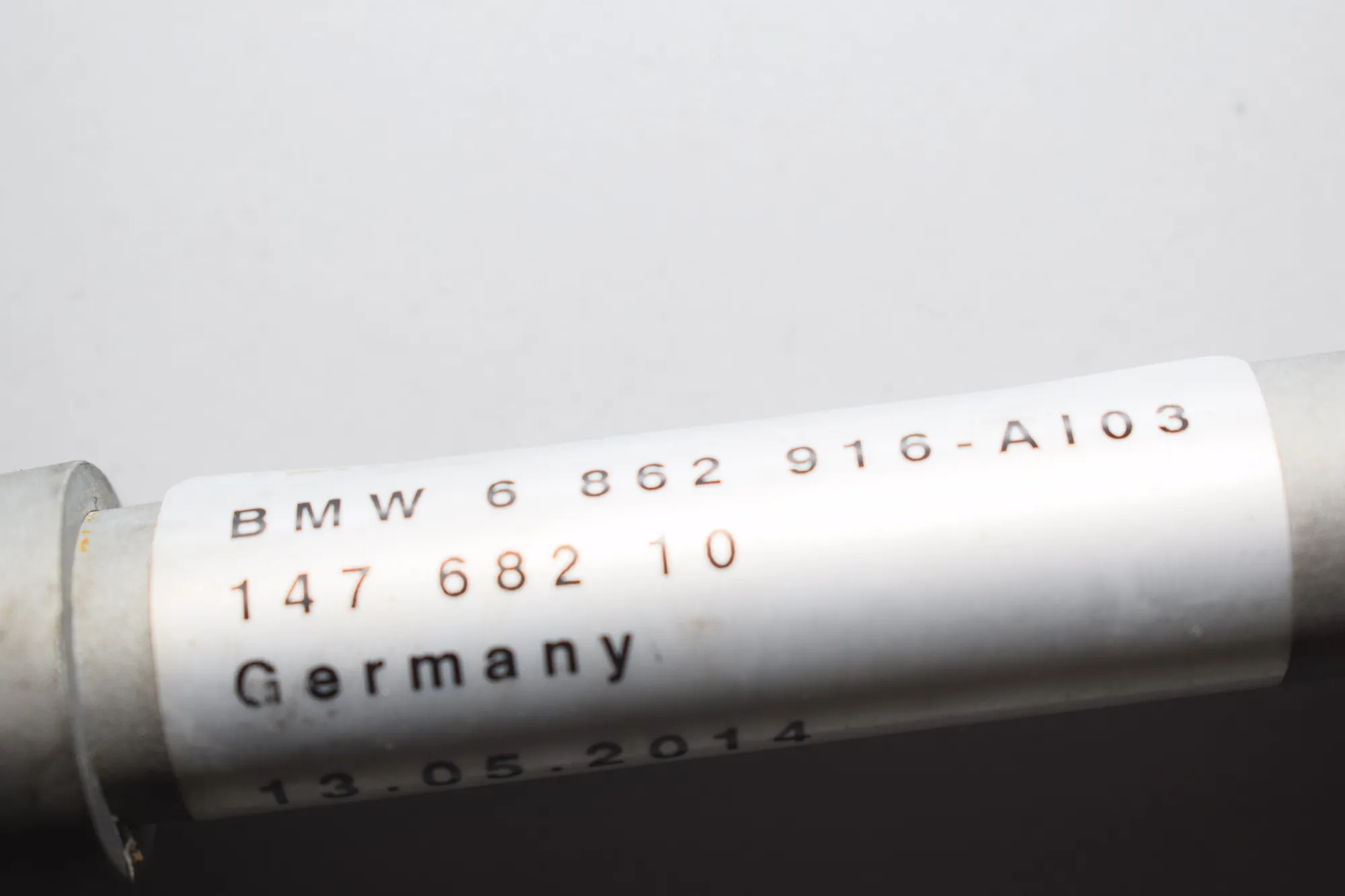 Other Body Parts – OEM 6862916 · BMW i3 (I01) Hybrid 2014 – 4