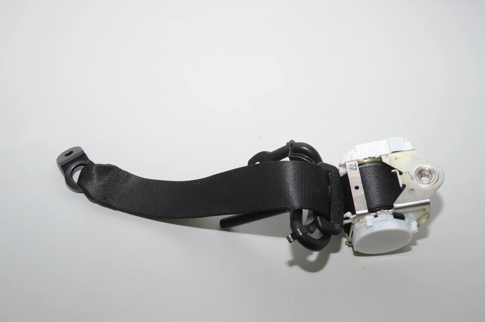 Rear Right Seatbelt – OEM 7305644 · BMW i3 (I01) Hybrid 2016 – 3