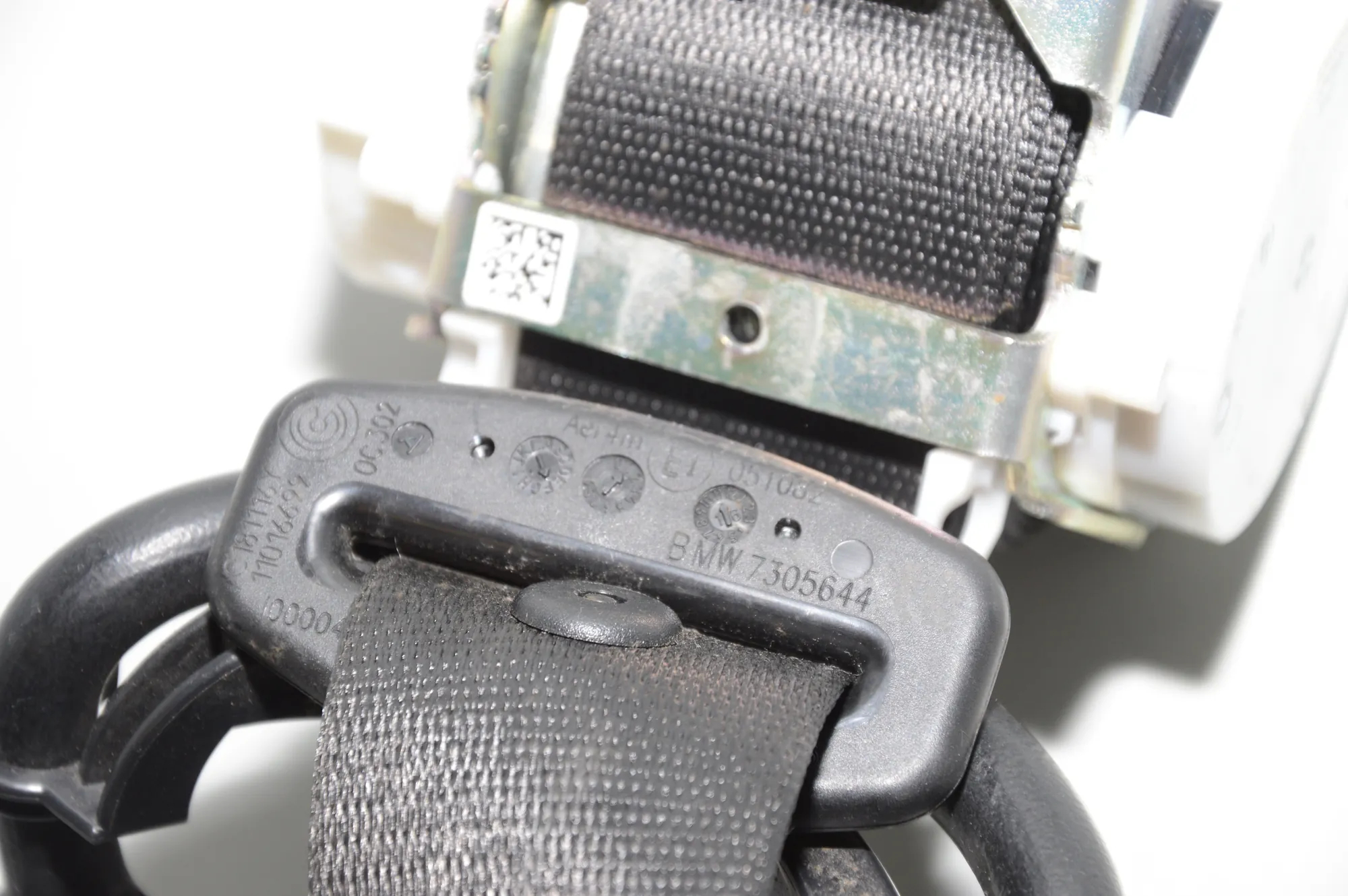 Rear Right Seatbelt – OEM 7305644 · BMW i3 (I01) Hybrid 2016 – 4