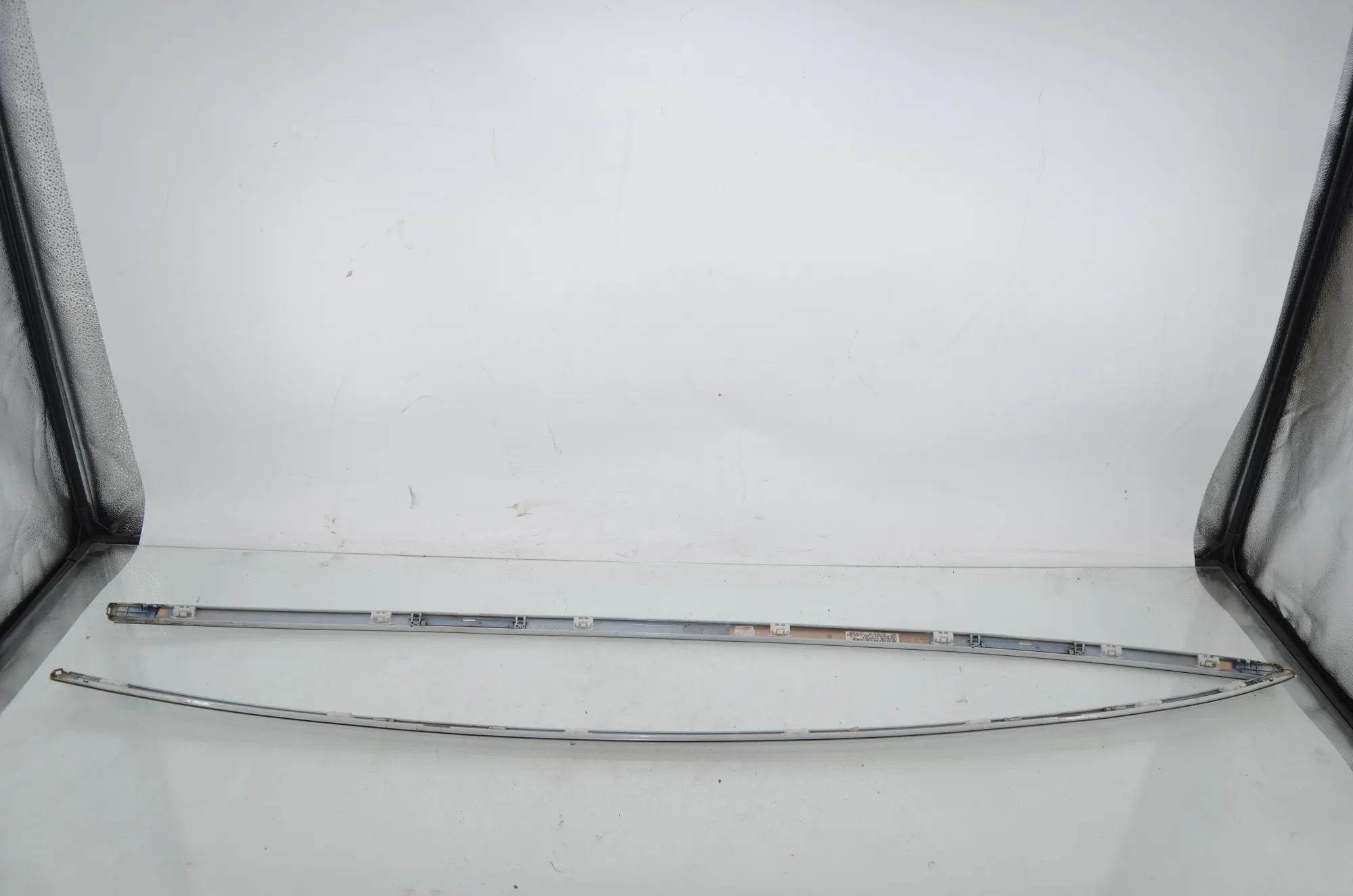 Right Side Roof Strip Trim – OEM 7372799 · BMW 4 Gran Coupe (F36) 430 d 2016 – 4