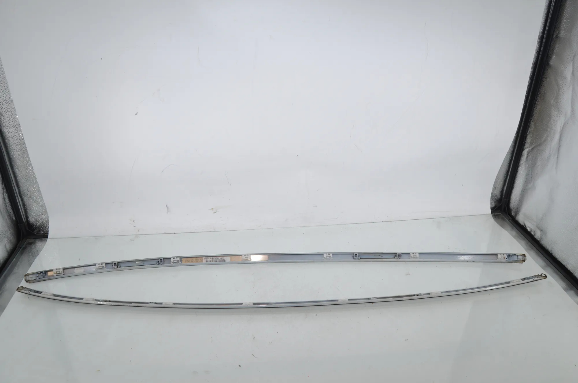 Right Side Roof Strip Trim – OEM 7372799 · BMW 4 Gran Coupe (F36) 430 d 2016 – 3