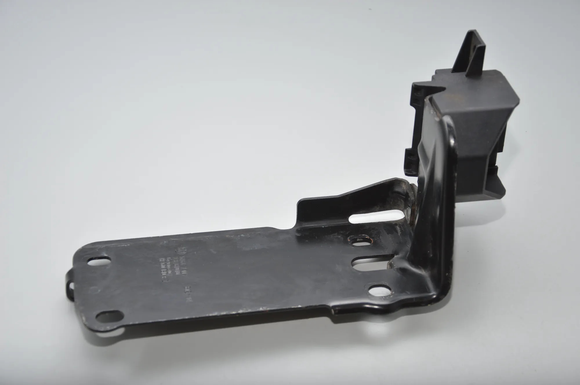 Other Body Parts – OEM 7117812 · BMW 3 (E90) 330 d 2011