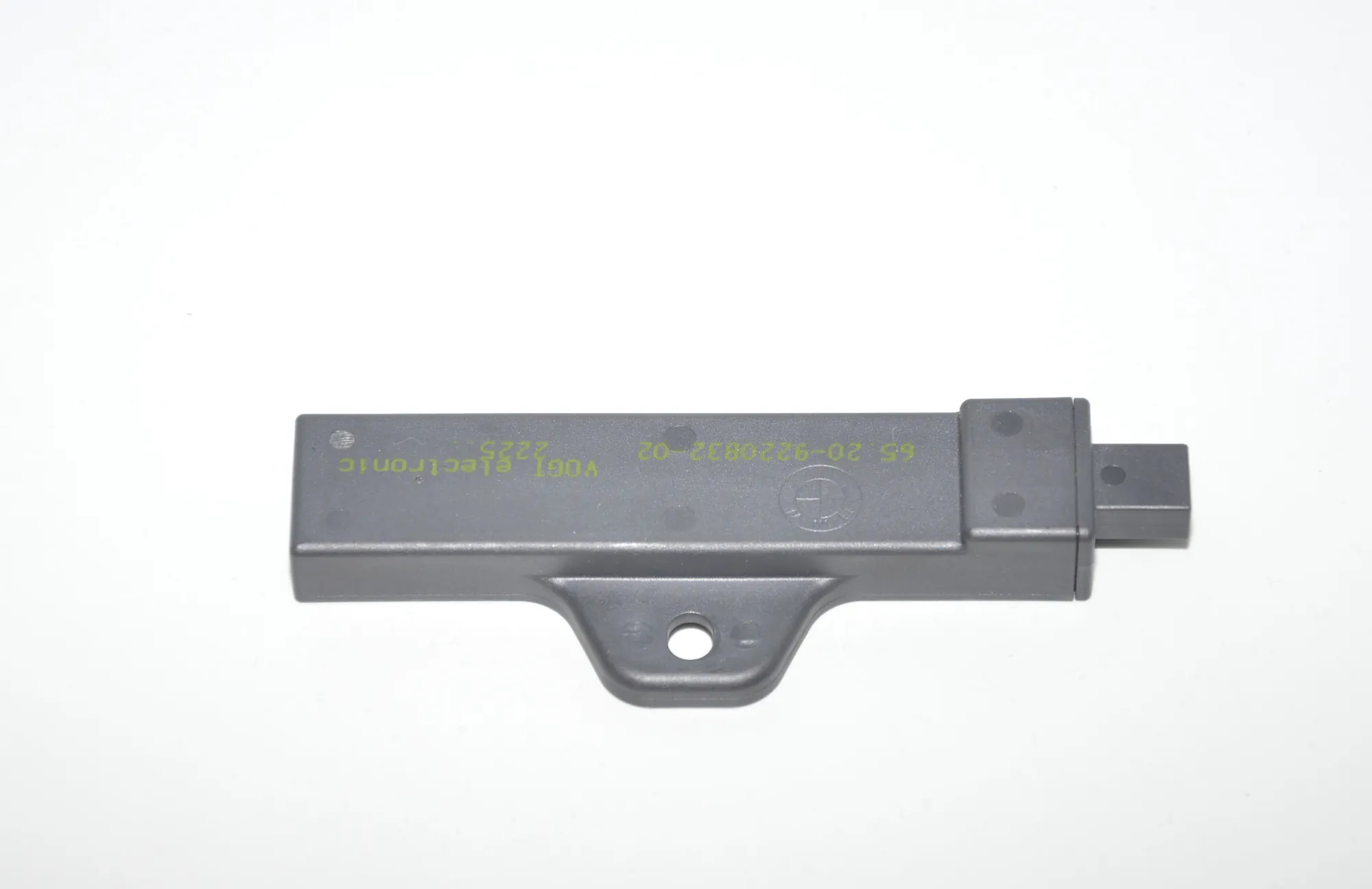 Antenna – OEM 9220832 · BMW 3 (F30, F80) 320 d xDrive 2013 – 2