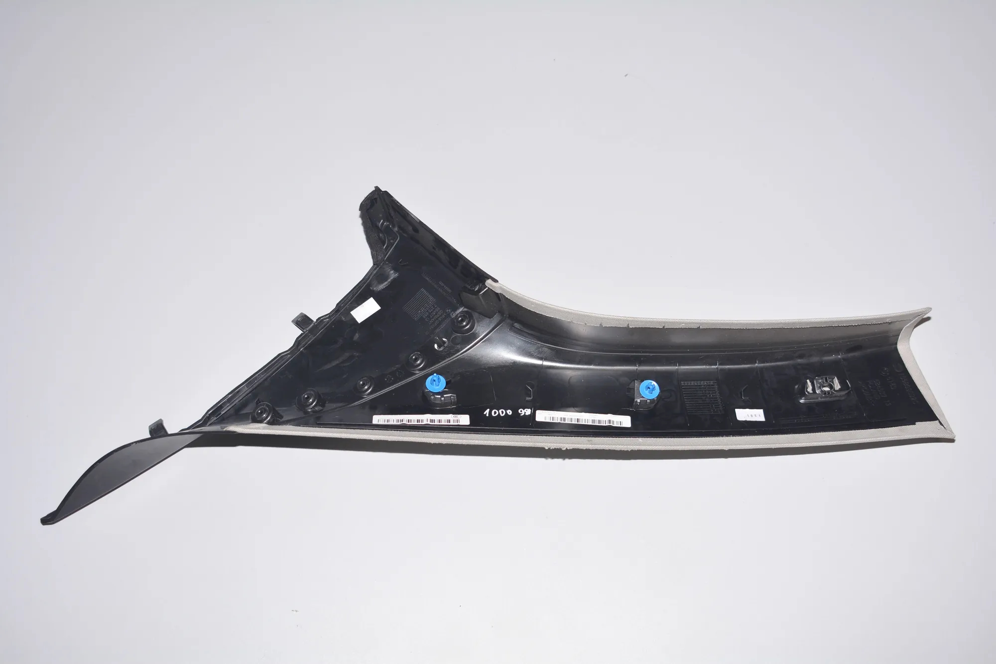 Front Right A Pillar Trim – OEM 7275668 · BMW i3 (I01) Electric 2015 – 4