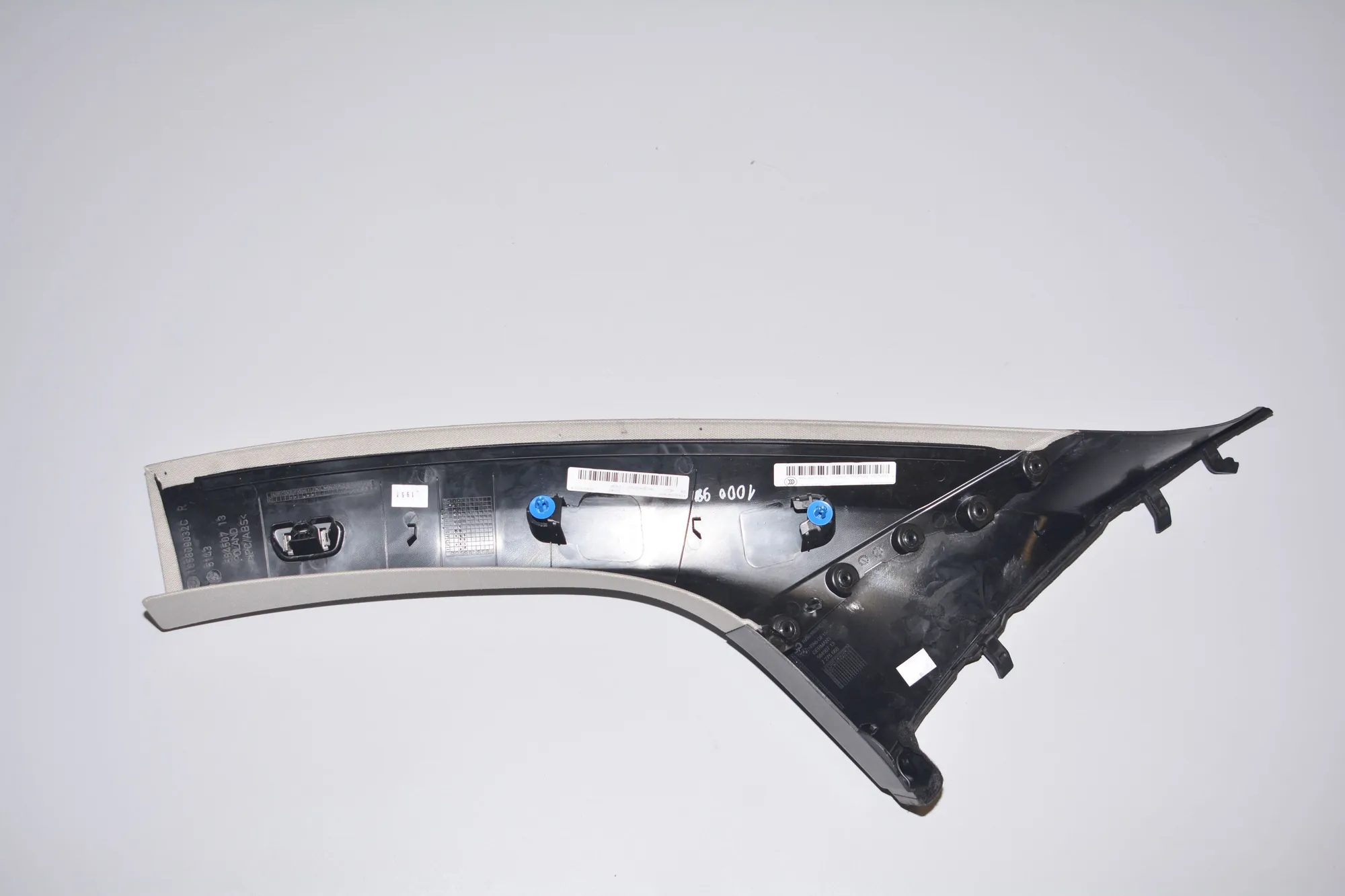 Front Right A Pillar Trim – OEM 7275668 · BMW i3 (I01) Electric 2015 – 3