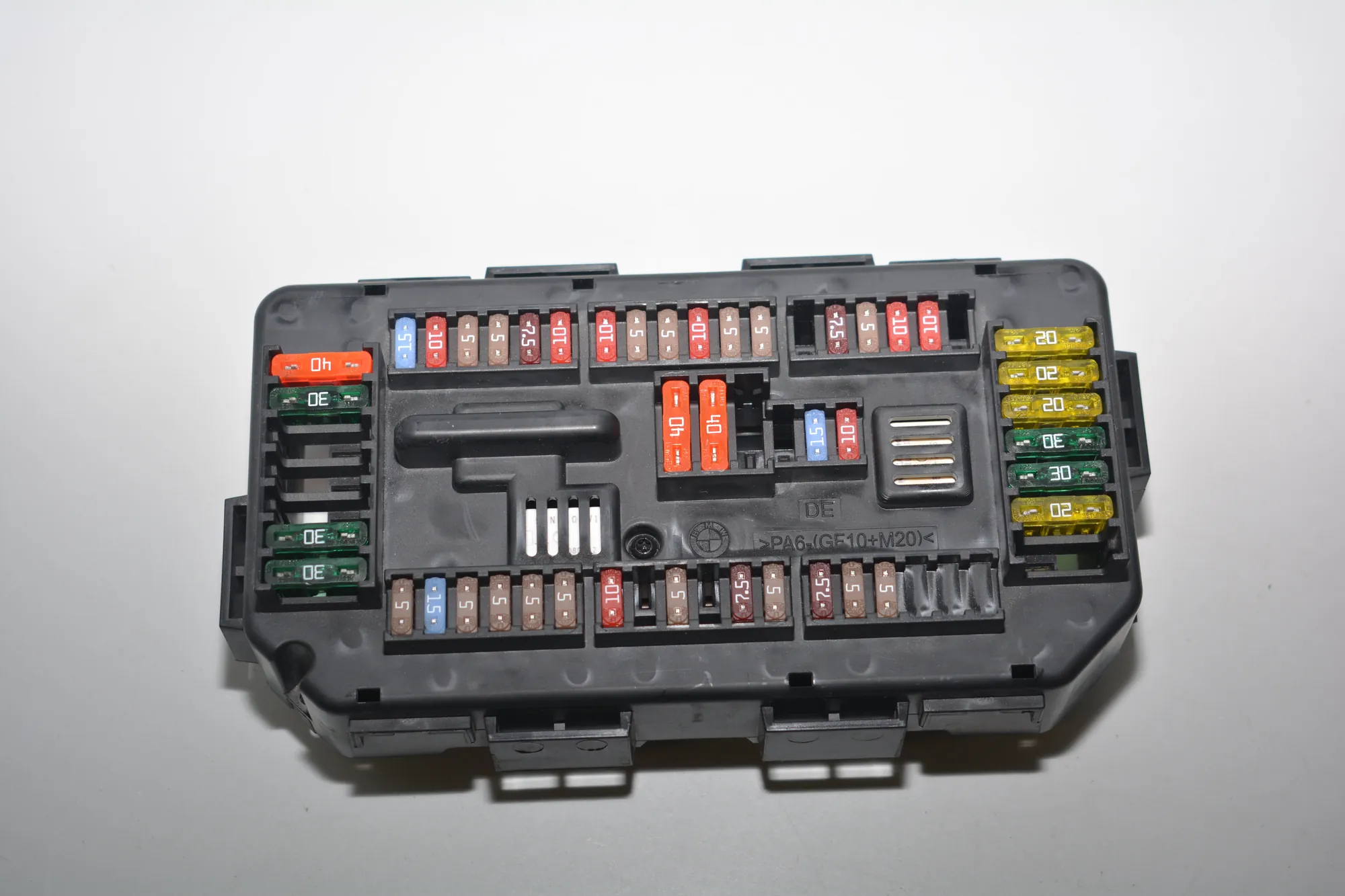 Fuse Box – OEM 9224879 · BMW 3 (F30, F80) 320 d xDrive 2013