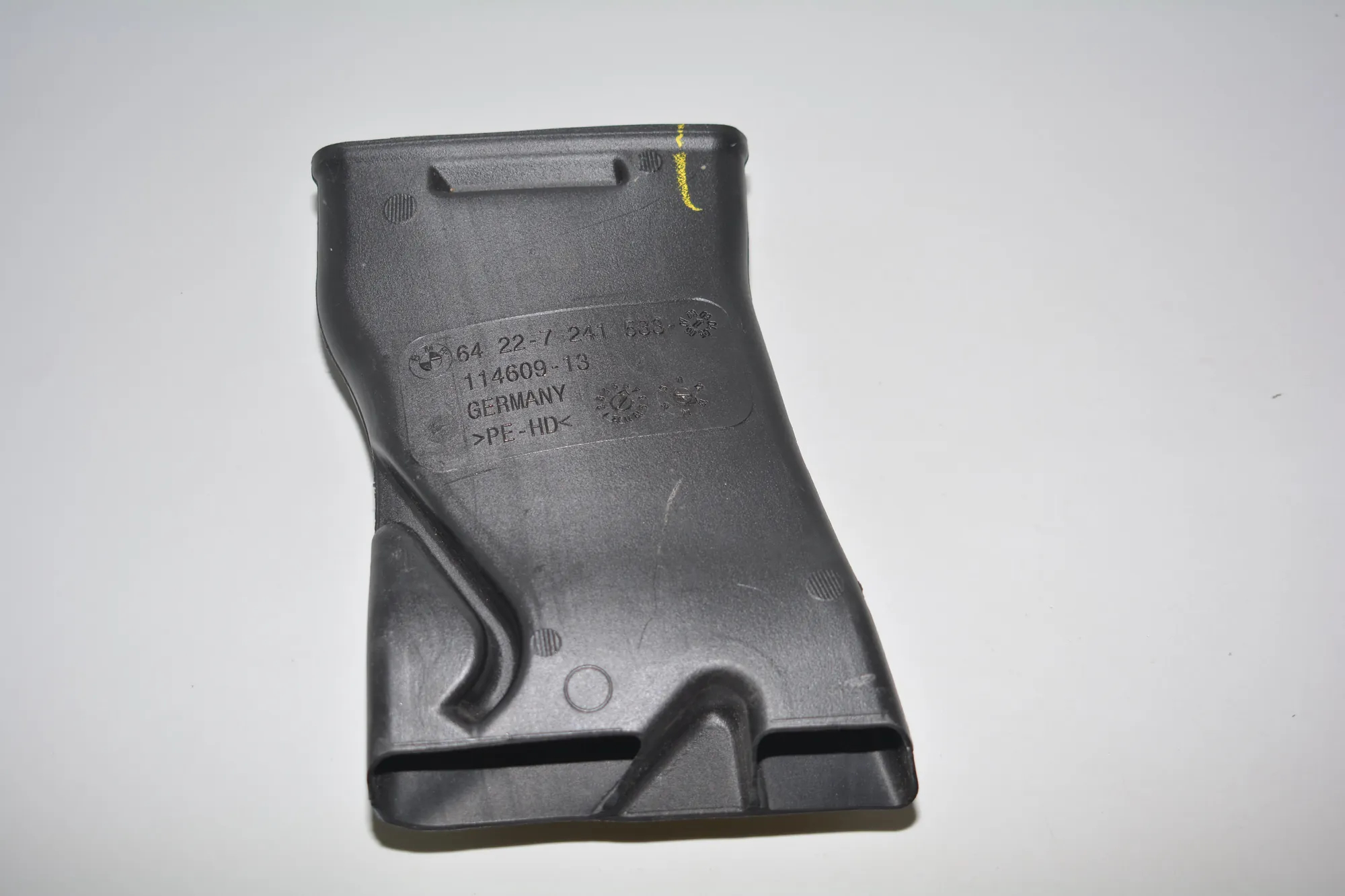 Other Interior Parts – OEM 7241533 · BMW 3 (F30, F80) 320 d xDrive 2013 – 4