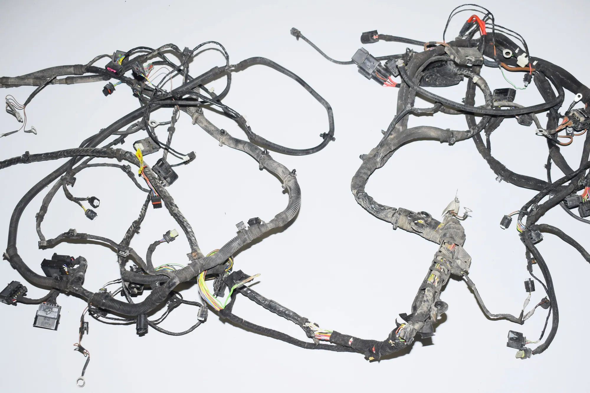 Cable Harness – OEM 6825043 · BMW i3 (I01) Hybrid 2016 – 4