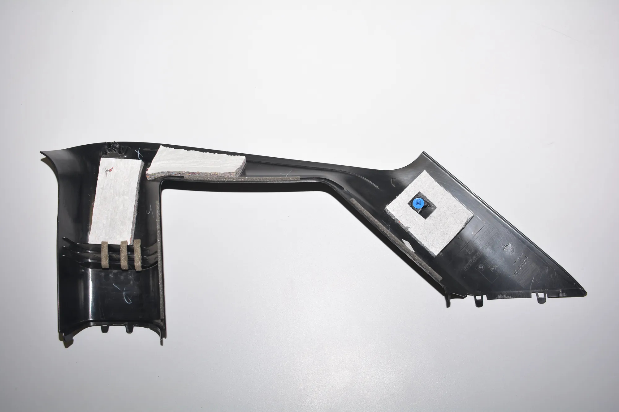 Rear Left Pillar Trim – OEM 7275669 · BMW i3 (I01) Electric 2015 – 4