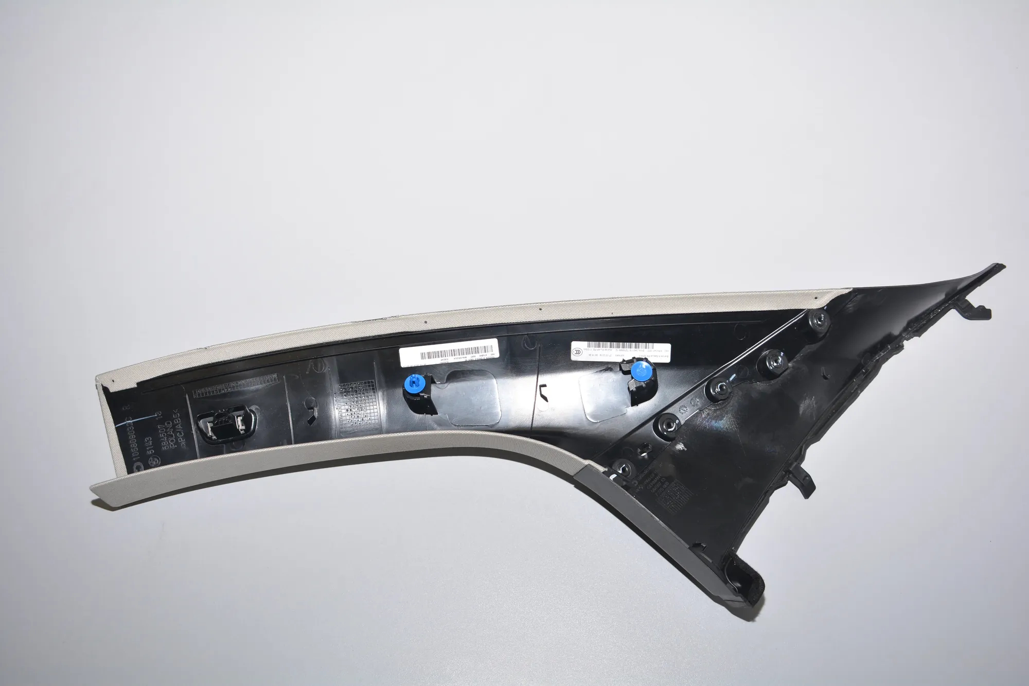 Front Right A Pillar Trim – OEM 7275668 · BMW i3 (I01) Electric 2019 – 5