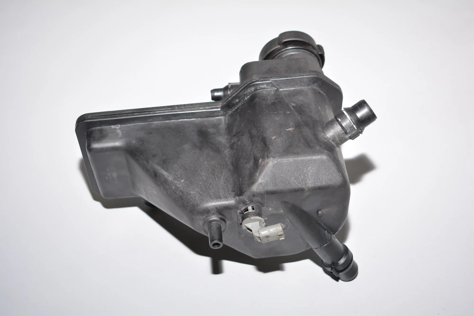 Expansion Tank – OEM 3142230003 · BMW X5 (E53) 4.6 is 2002 – 2