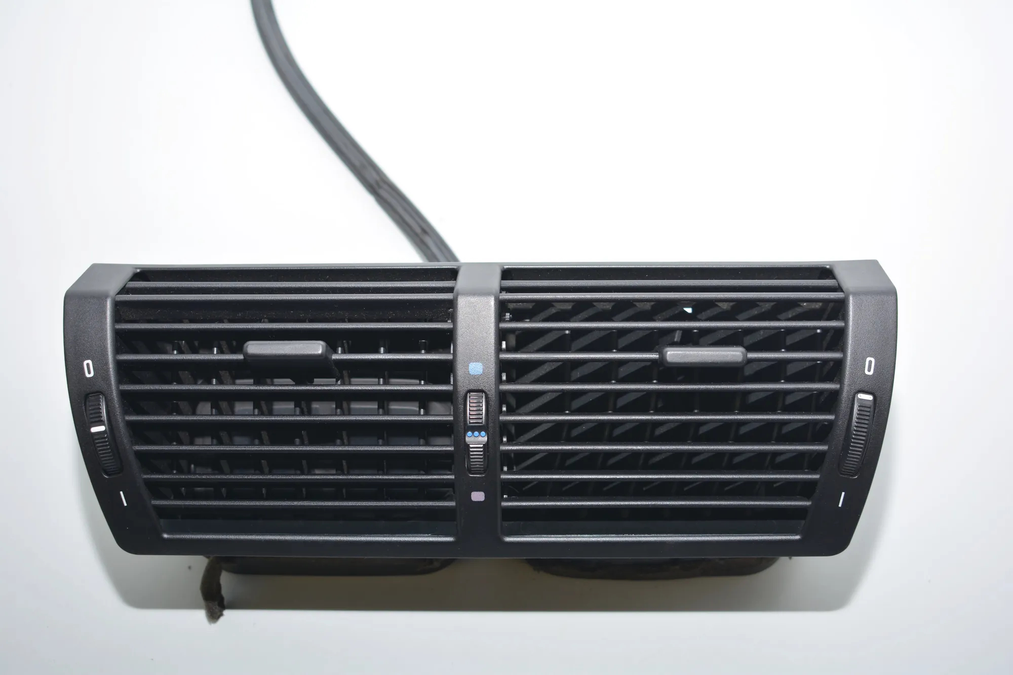 Dashboard Air Vents – OEM 8402221 · BMW X5 (E53) 4.6 is 2002 – 2