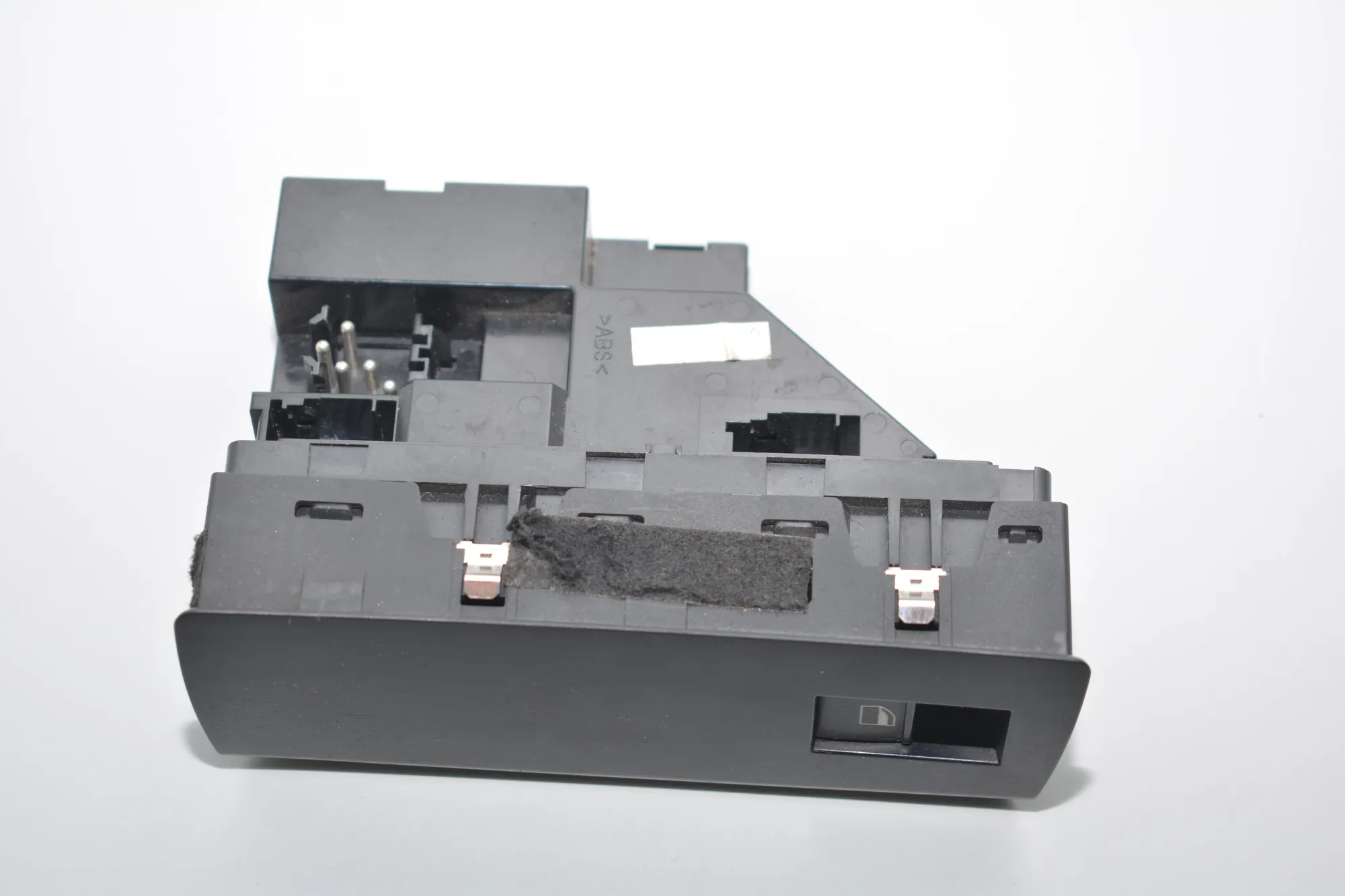 Front Left Door Window Switch – OEM 6916604 · BMW X5 (E53) 4.6 is 2002 – 2
