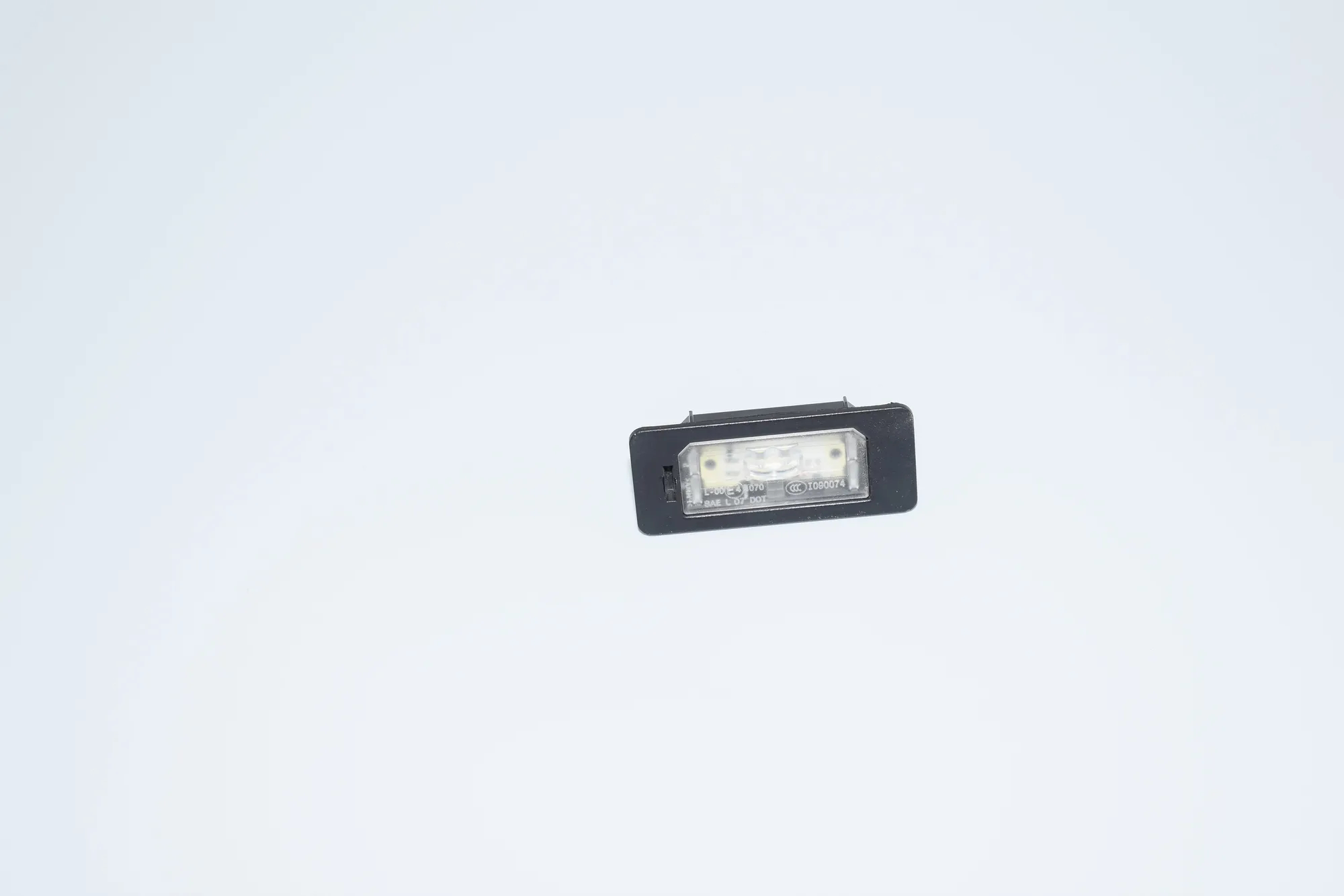 License Plate Lights – OEM 7193293 · BMW 3 (E90) 318 d 2010
