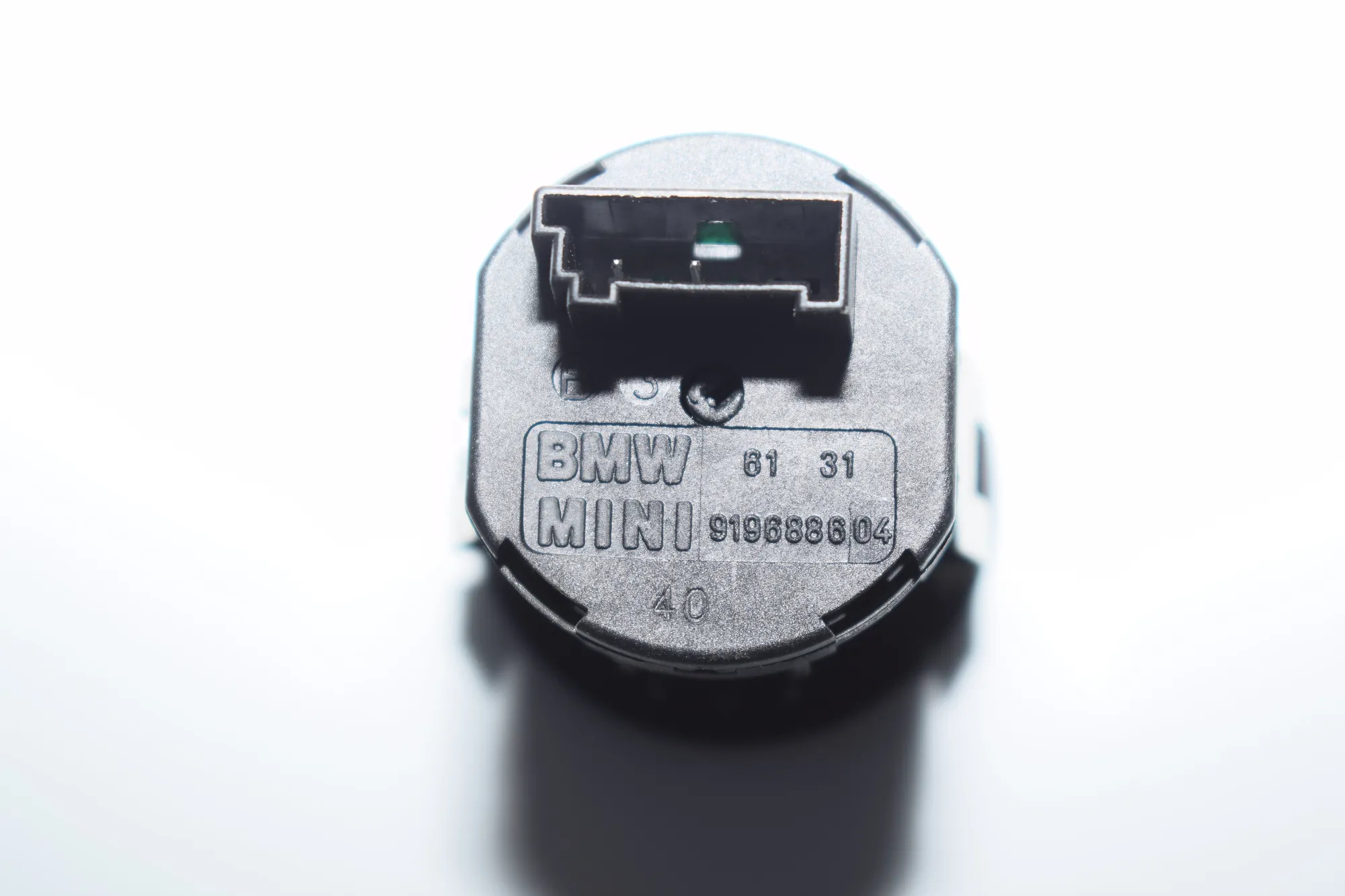 SRS Switch – OEM 9196886 · BMW 3 (E90) 318 d 2010 – 4