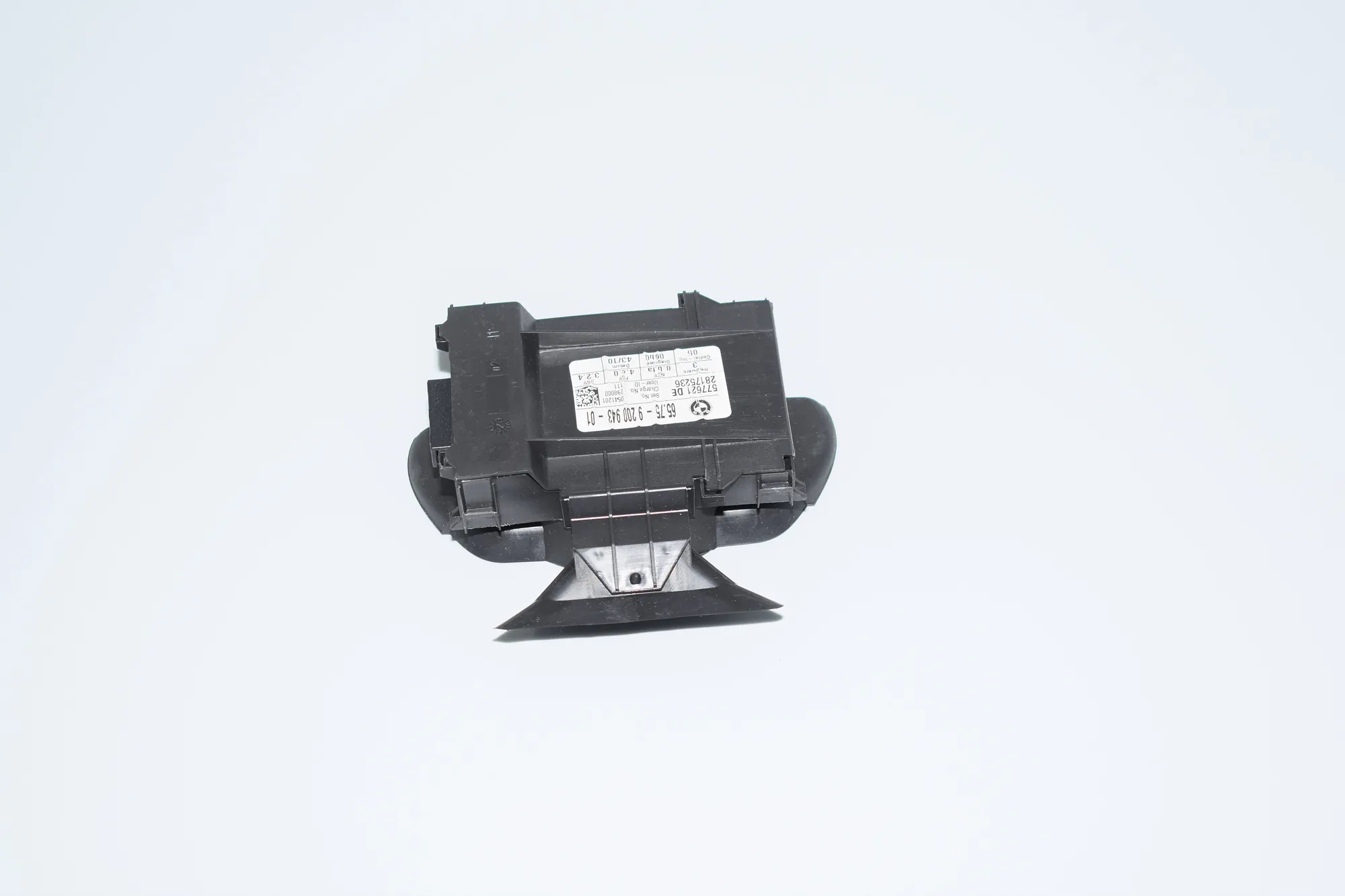 Other Control Units – OEM 9200943 · BMW 3 (E90) 318 d 2010 – 3