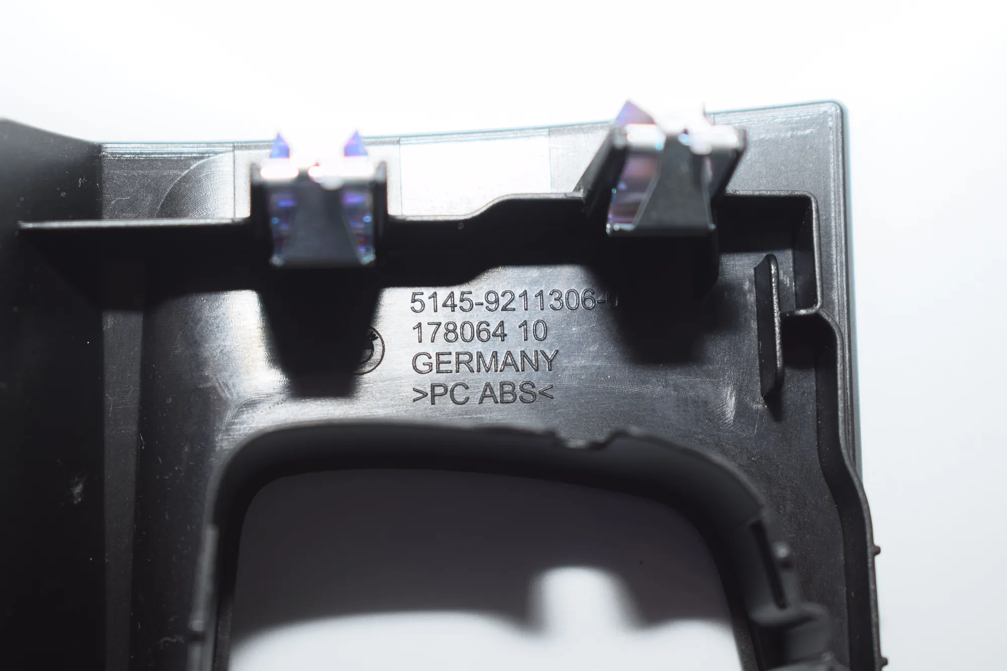 Headlight Switch Trim – OEM 9211306 · BMW 1 (F20) 118 d 2011 – 3