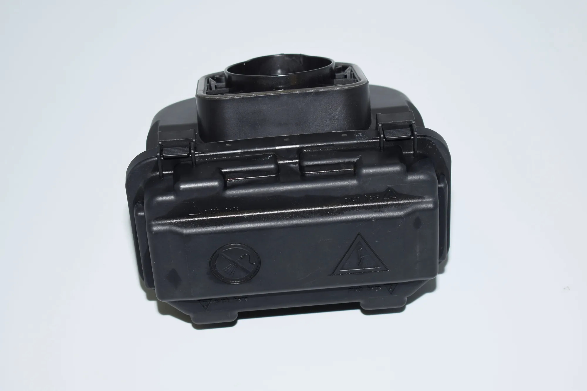 Fuse Box – OEM 9224872 · BMW 1 (F20) 118 d 2011 – 2