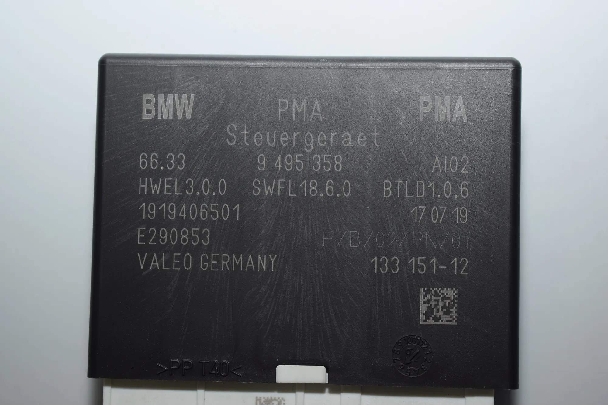 PDC Parking Sensor Control Unit – OEM 9495358 · BMW i3 (I01) BMW i3 (I01) 2019 – 5
