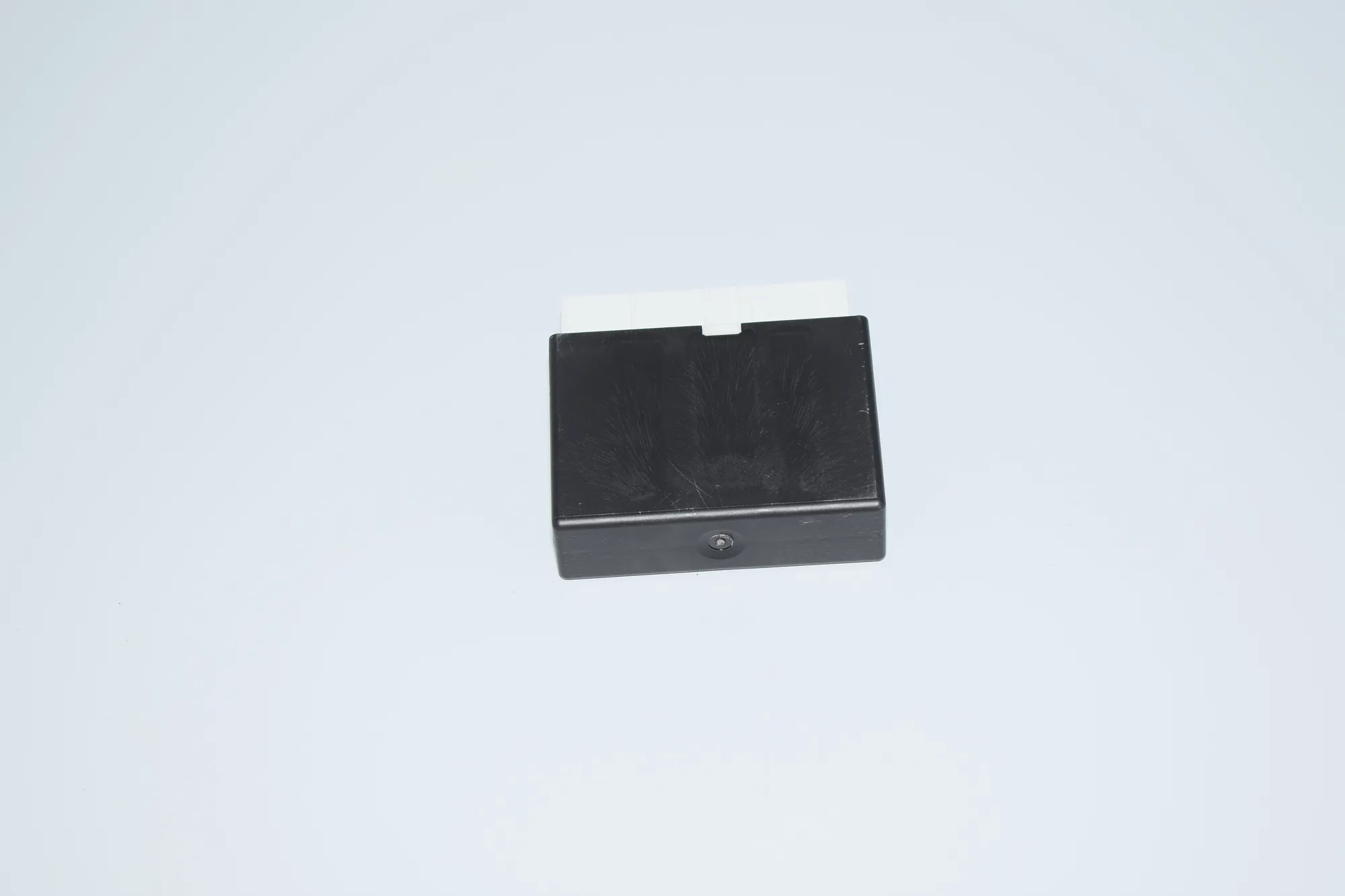 PDC Parking Sensor Control Unit – OEM 9495358 · BMW i3 (I01) BMW i3 (I01) 2019 – 3