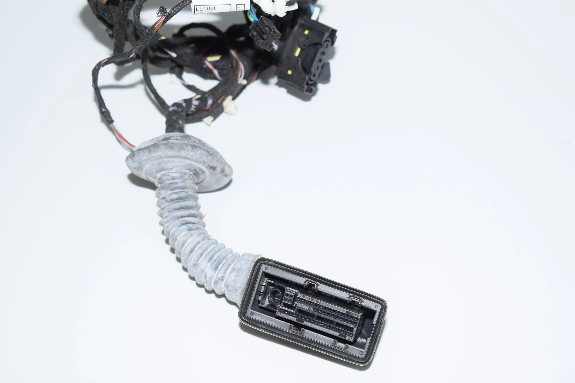 Front Left Door Wiring – OEM 9251721 · BMW 1 (F20) 118 d 2011 – 3