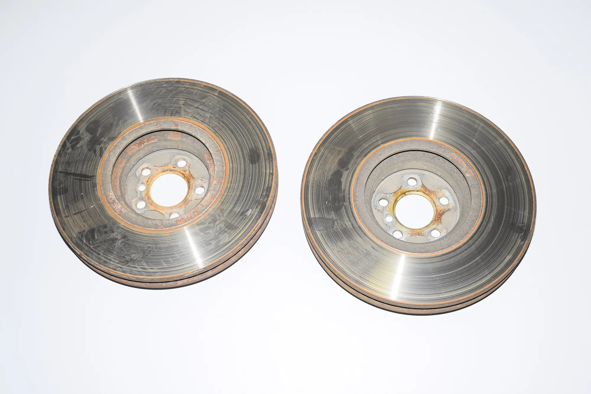 Front Right Brake Disc · BMW 7 (G11, G12) BMW 7 (G11, G12) M 760 Li xDrive 2018 – 3