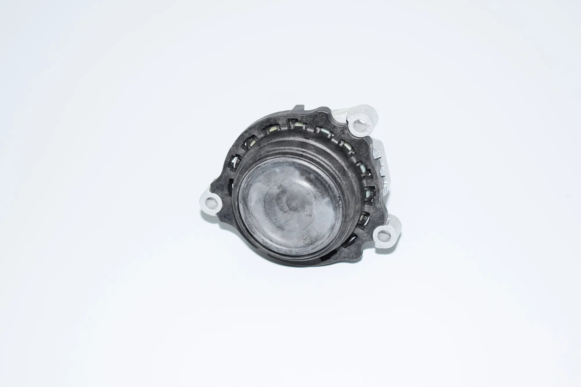 Left Side Engine Mount – OEM 6856183 · BMW 3 (F30, F80) BMW 3 (F30, F80) 2015 – 3