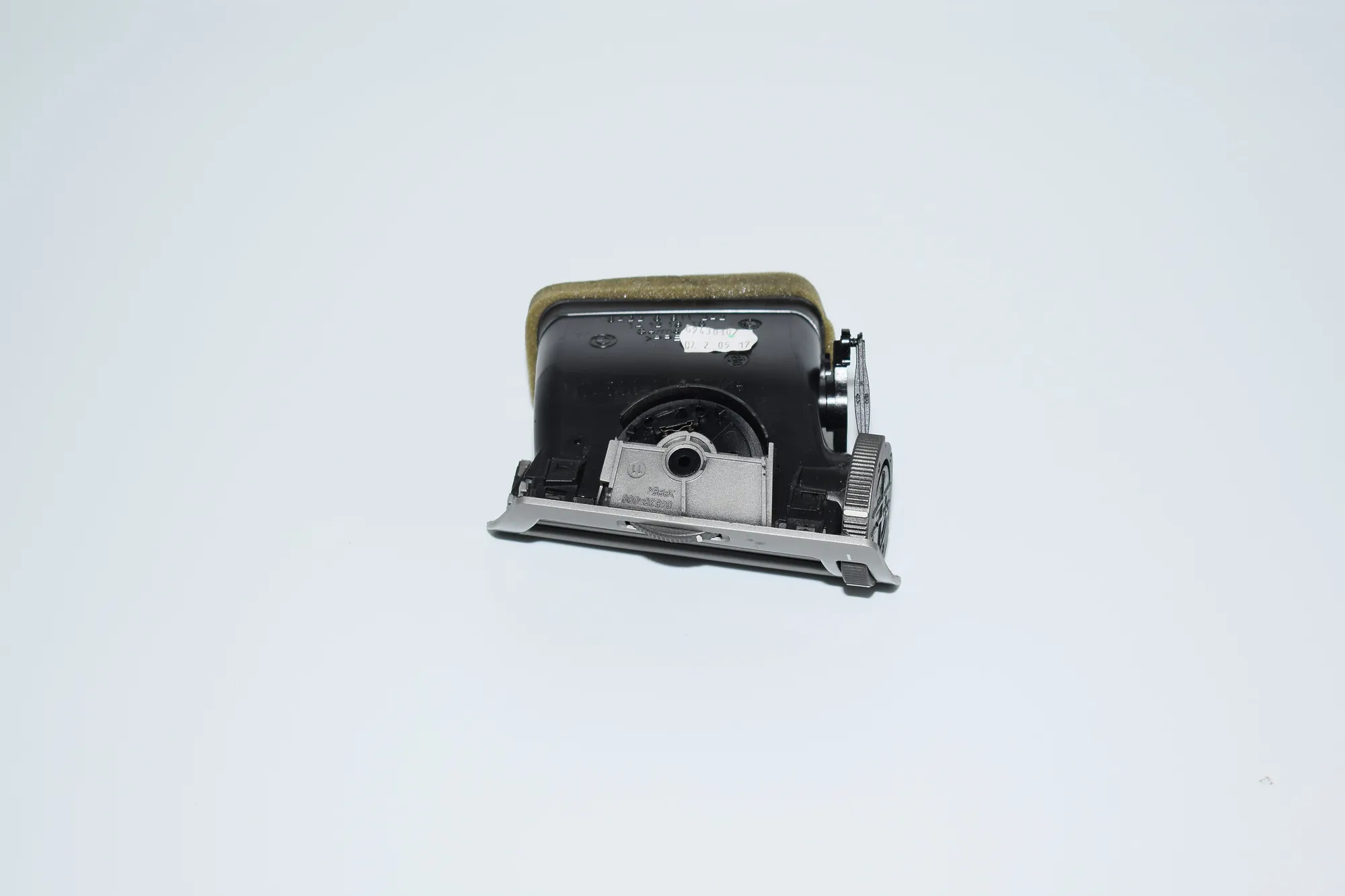 Dashboard Air Vents – OEM 6911242 · BMW 7 (E65, E66, E67) 730 Ld 2005 – 3