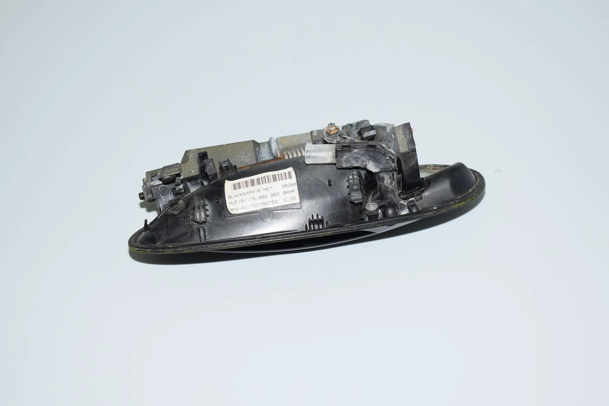 Rear Right Door Exterior Handle – OEM 7159752 · BMW 7 (E65, E66, E67) 730 Ld 2005 – 2
