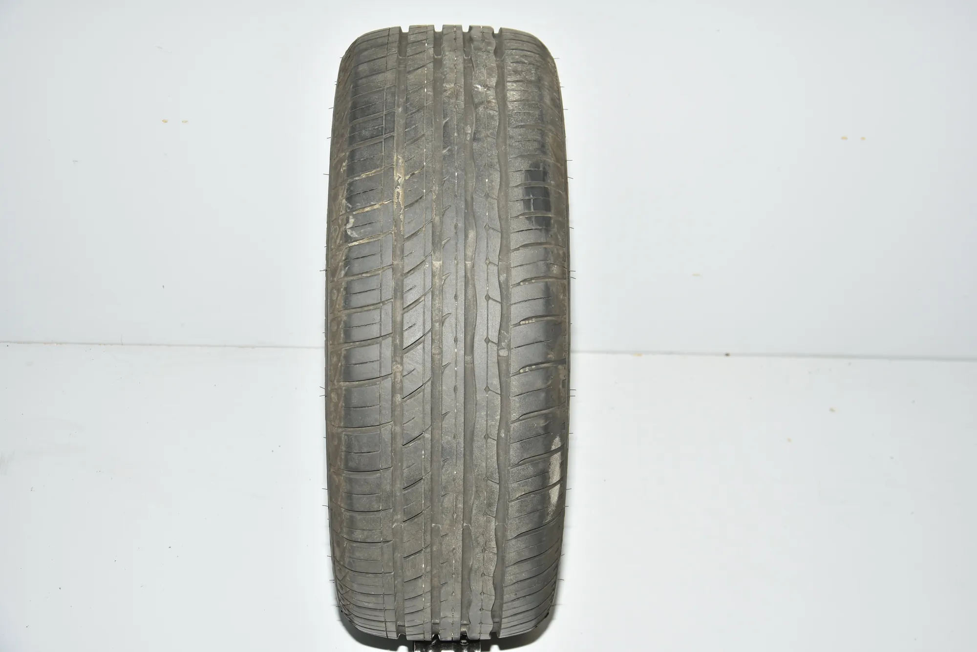 Tire · BMW 5 (E39) BMW 5 (E39) 530 d 1999