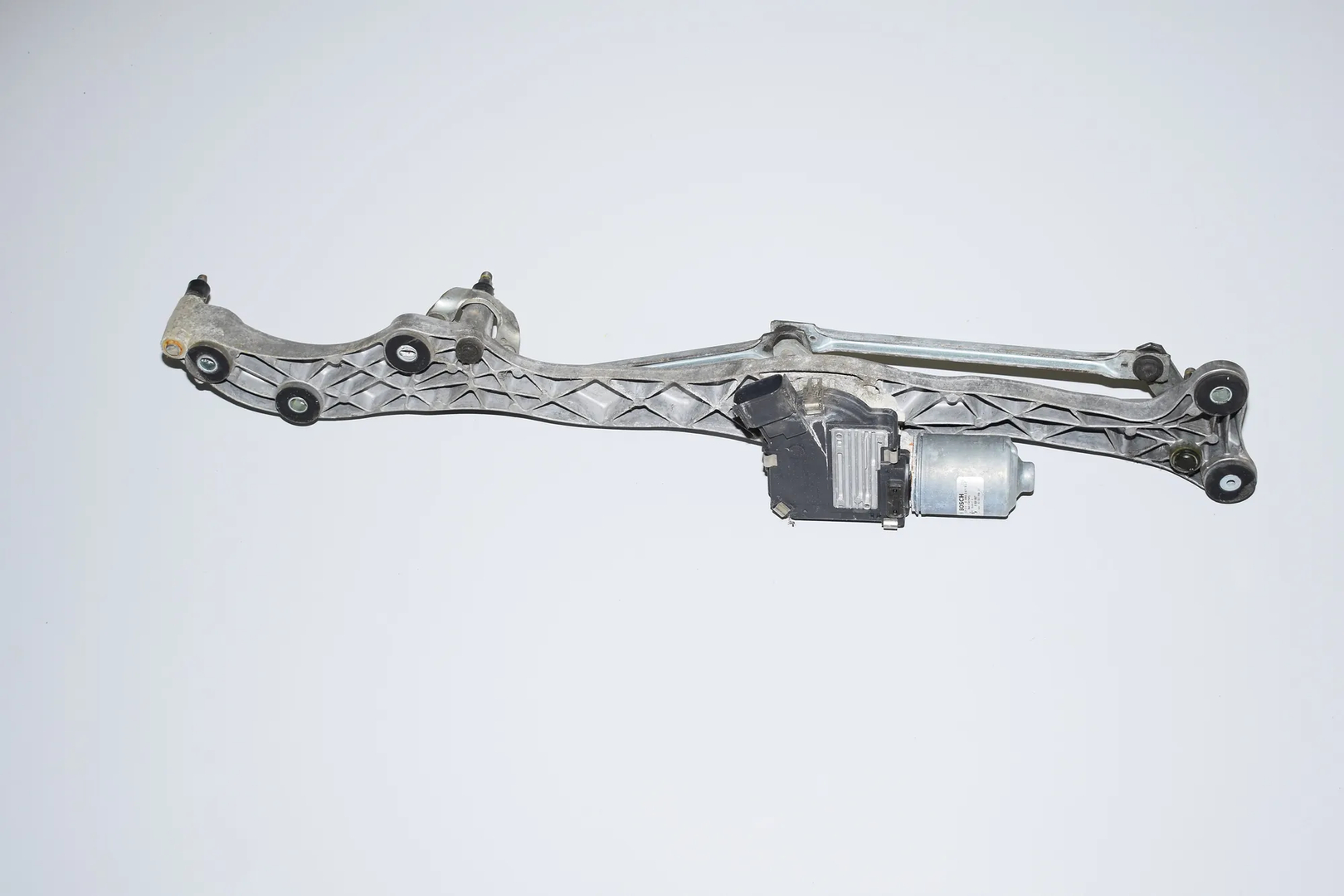Front Windshield Wiper Mechanism – OEM 0390241857 · BMW 7 (E65, E66, E67) 730 Ld 2005