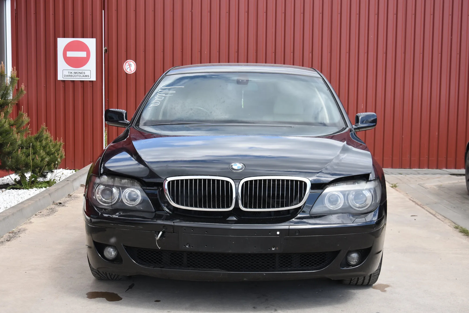 Front Windshield Wiper Mechanism – OEM 0390241857 · BMW 7 (E65, E66, E67) 730 Ld 2005 – 6