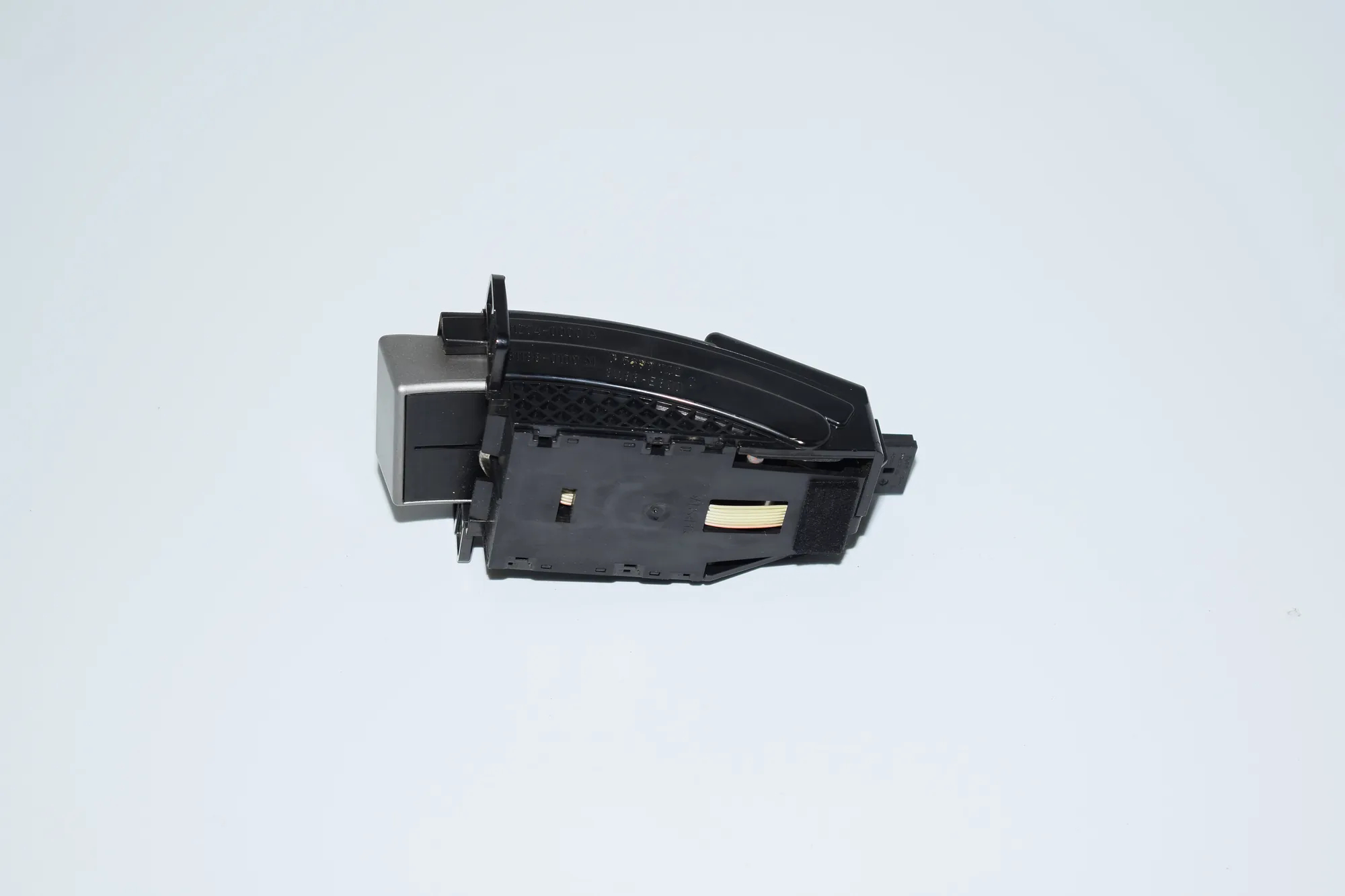 Other Control Units – OEM 6952345 · BMW 7 (E65, E66, E67) 730 Ld 2005 – 3