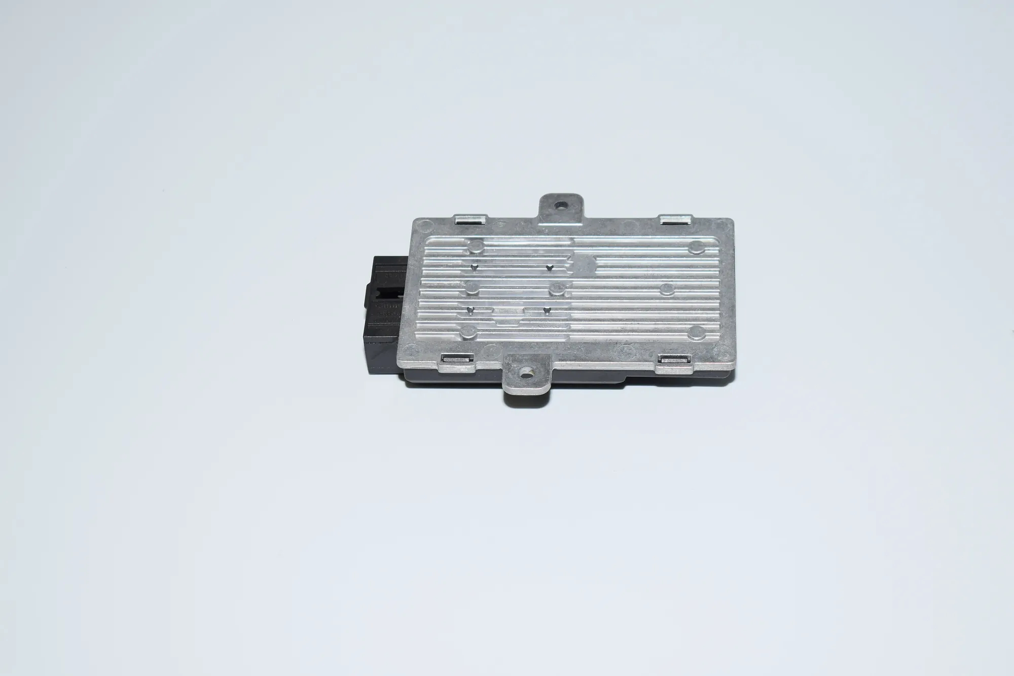 Other Control Units – OEM 6770537 · BMW 7 (E65, E66, E67) 730 Ld 2005 – 2