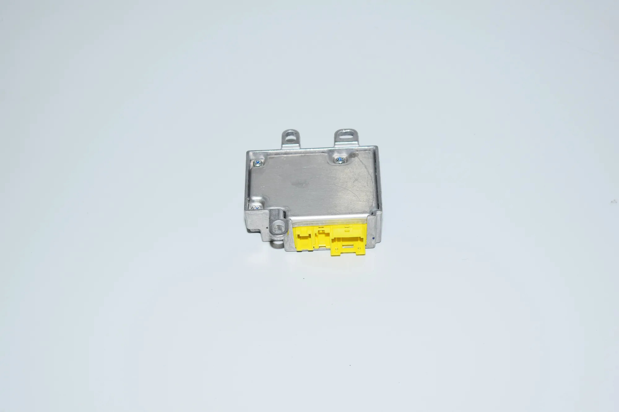 SRS Control Unit – OEM 6960220 · BMW 7 (E65, E66, E67) 730 Ld 2005 – 3