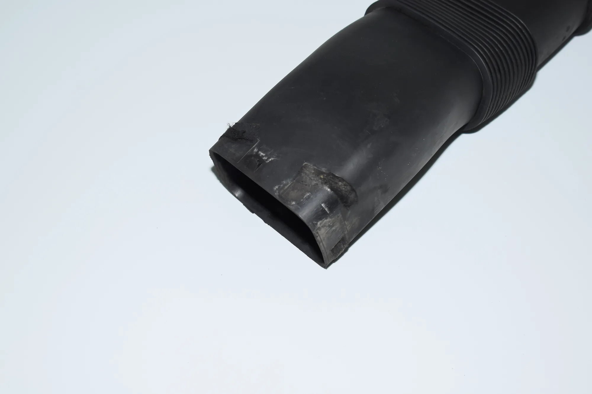 Pipe Hose – OEM 8507567 · BMW 3 (F30, F80) 330 d xDrive 2014 – 3