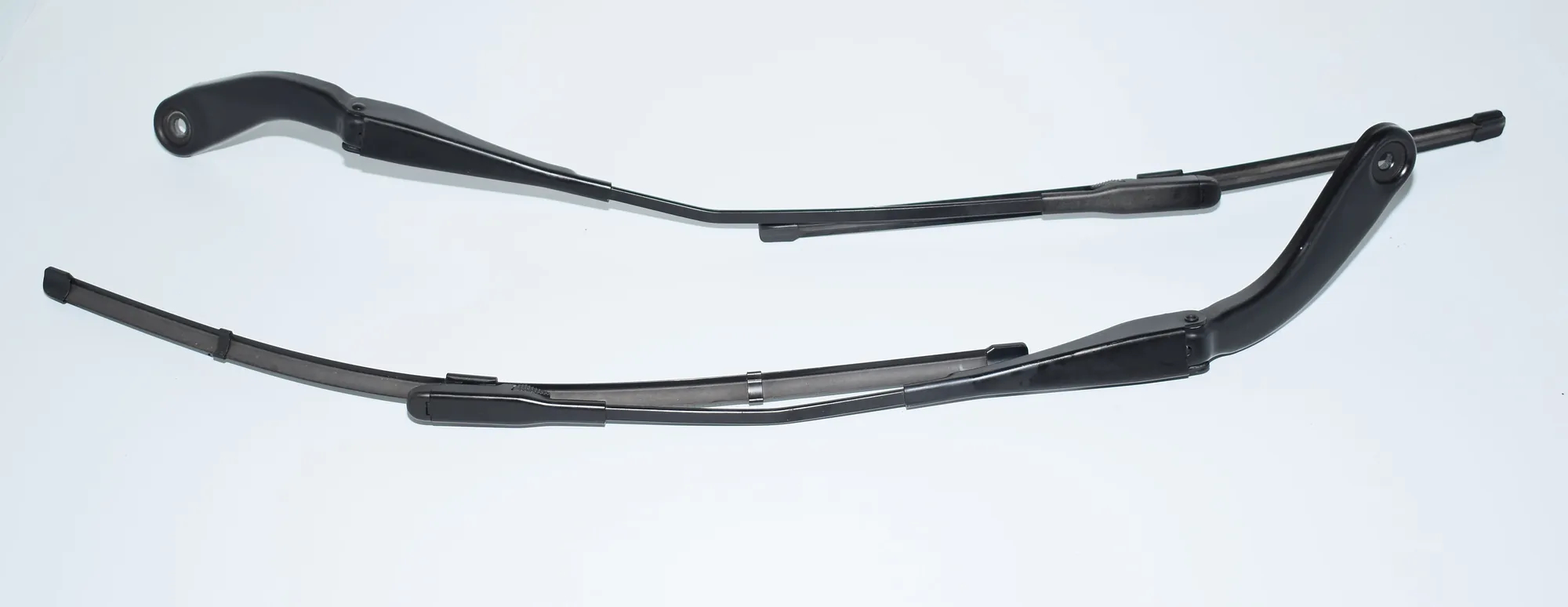Front Wiper Arms – OEM 7260482 · BMW 3 (F30, F80) 330 d xDrive 2014