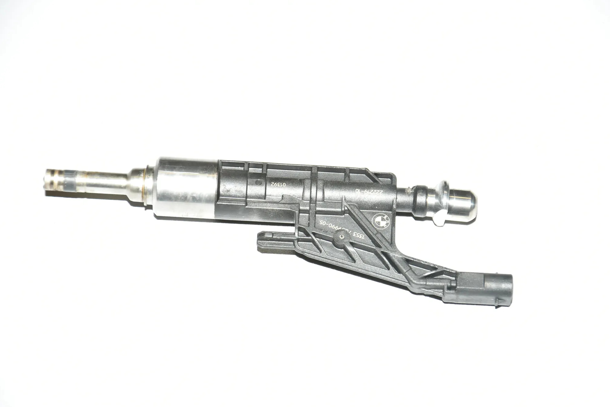 Fuel Injector – OEM 02615004847639990 · BMW 3 (F30, F80) BMW 3 (F30, F80) 340 i 2015 – 3