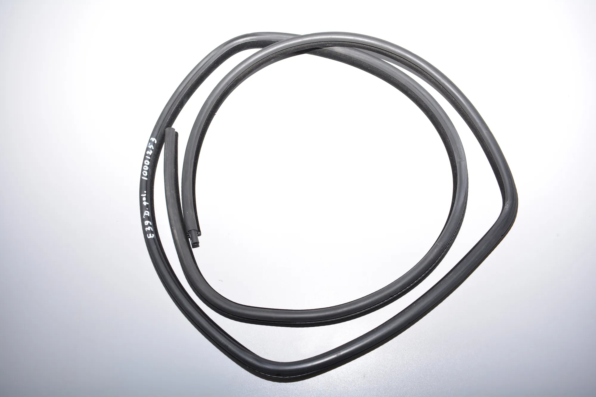 Rear Right Door Seal Rubber – OEM 7116406 · BMW 5 Touring (E39) 525 d 2003 – 2