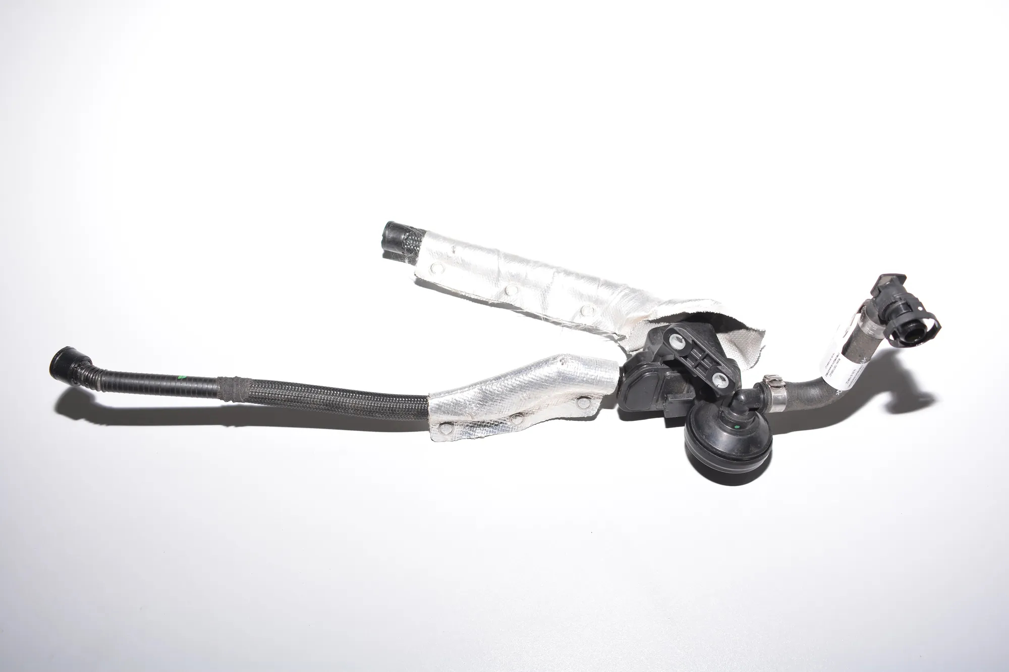 Other Engine Compartment Parts – OEM 8544835 · BMW i3 (I01) Hybrid 2016 – 2