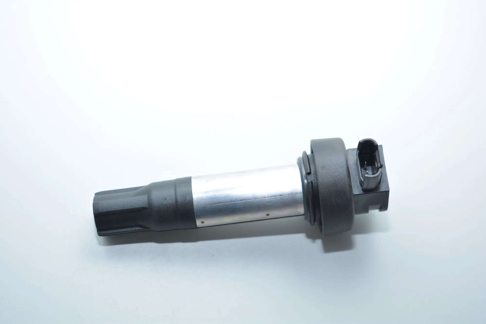 High Voltage Ignition Coil – OEM 8569194 · BMW i3 (I01) Hybrid 2016 – 2